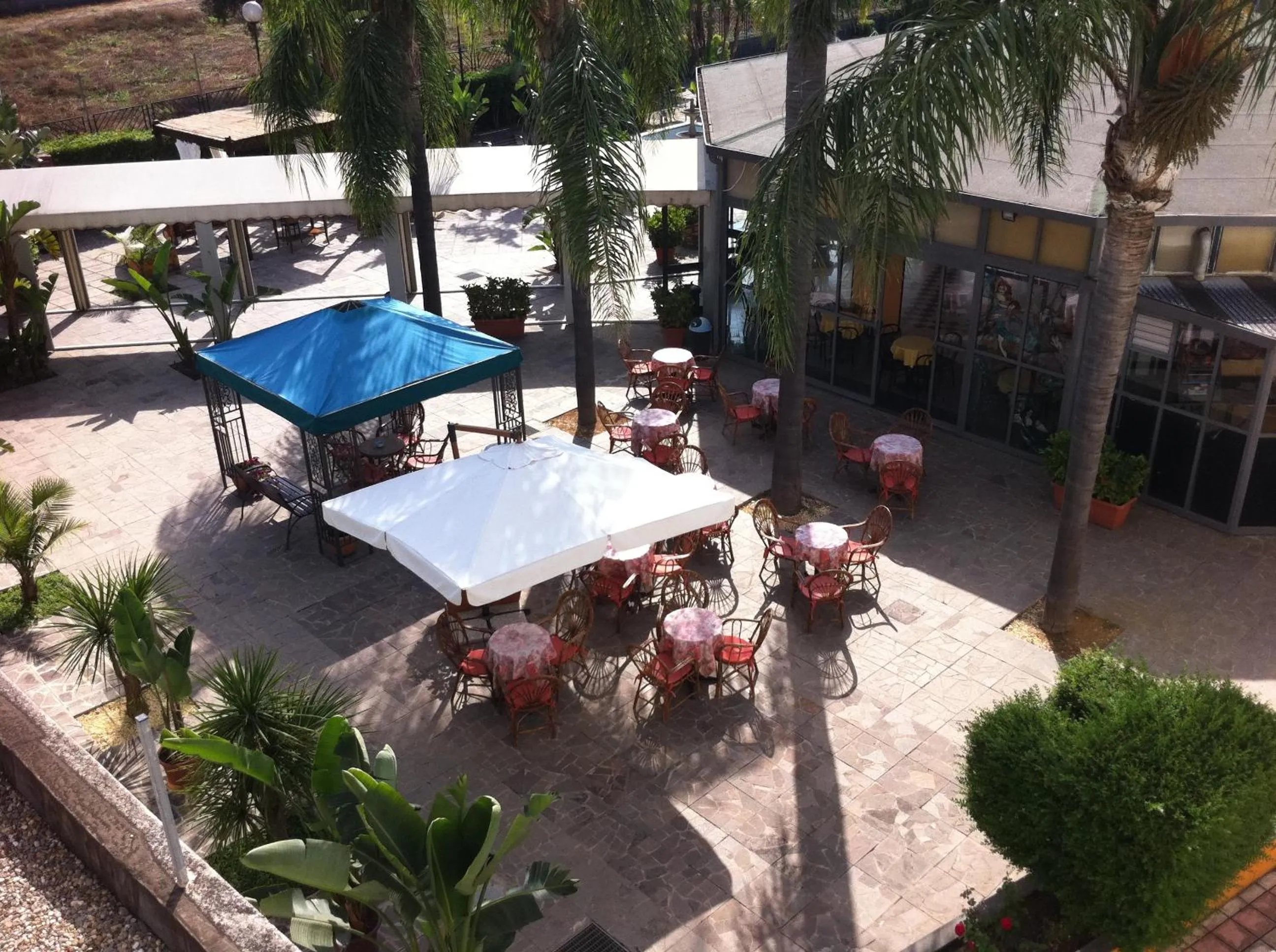 Restaurant/places to eat in Atlantis Palace Hotel