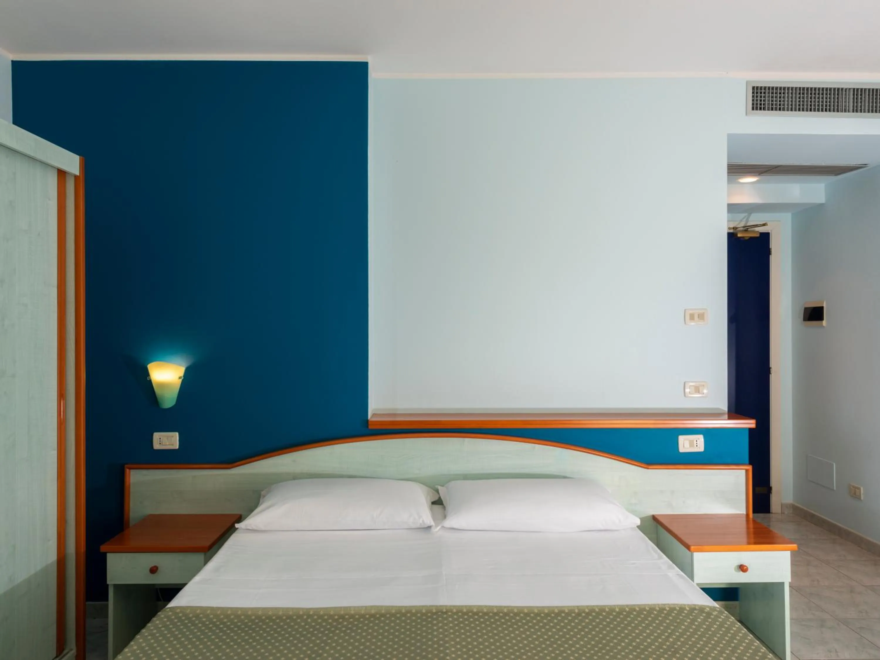 Bed in Atlantis Palace Hotel