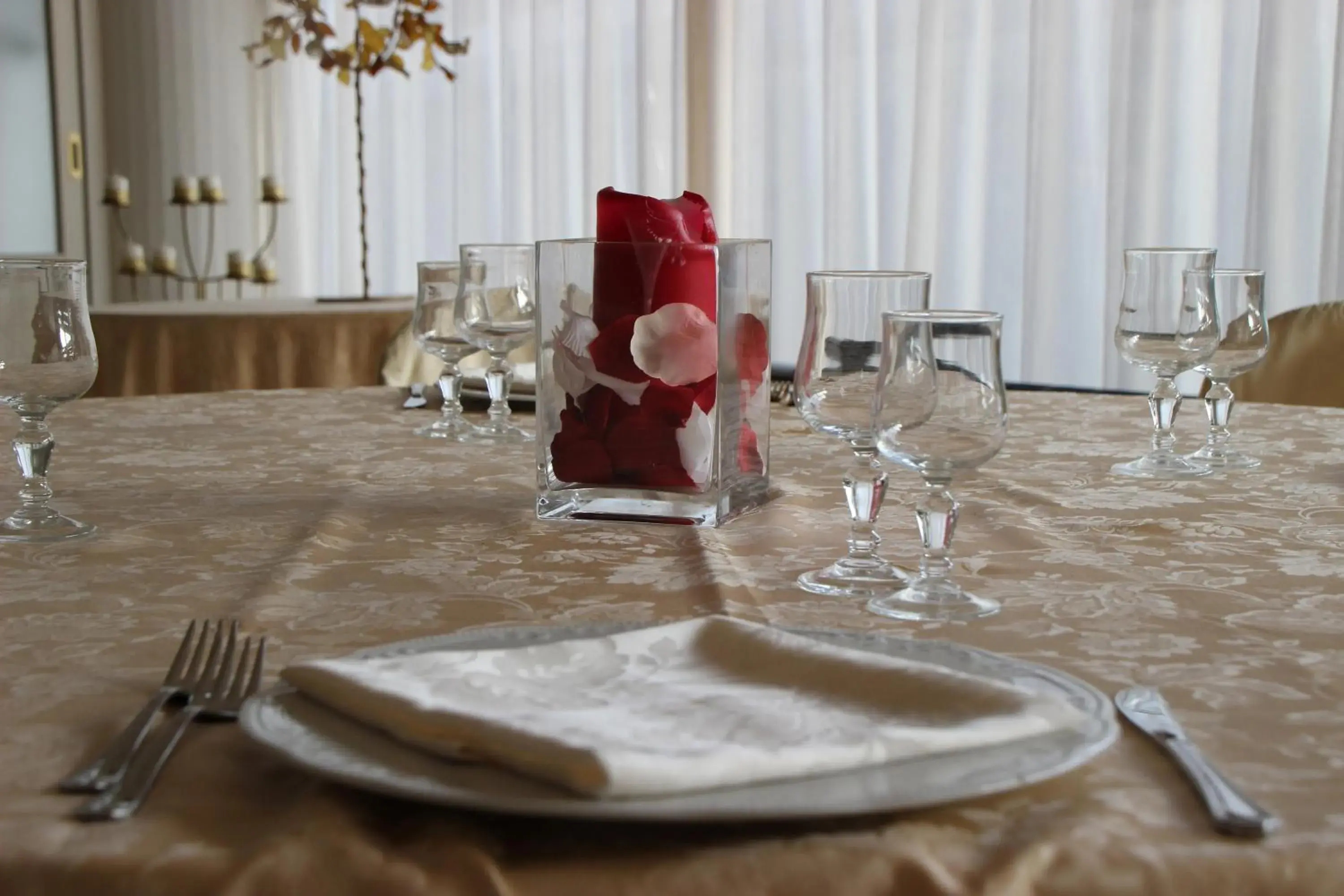 Restaurant/places to eat in Atlantis Palace Hotel Restaurant/places to eat in Atlantis Palace Hotel