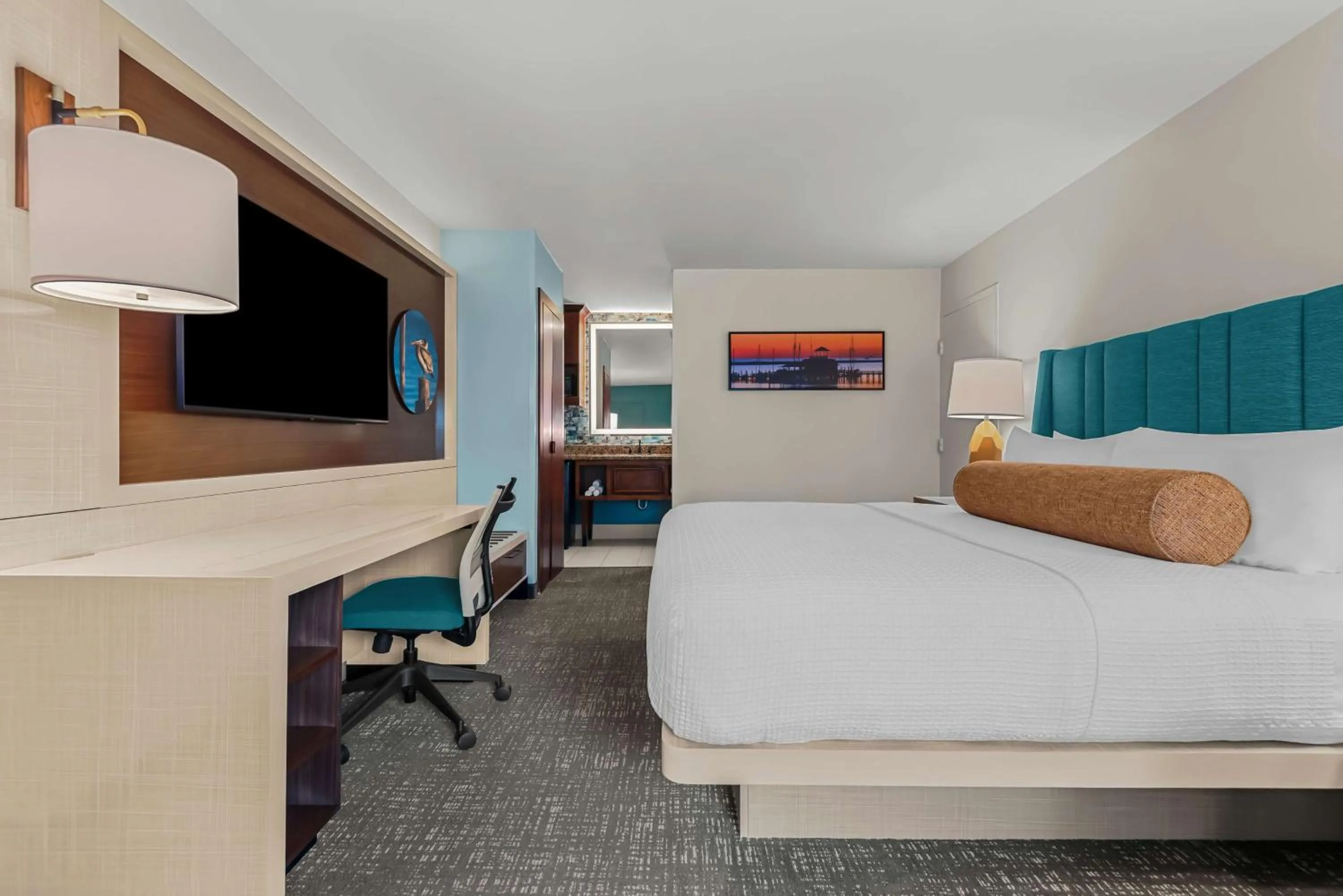 Bedroom, Bed in Best Western Seaway Inn