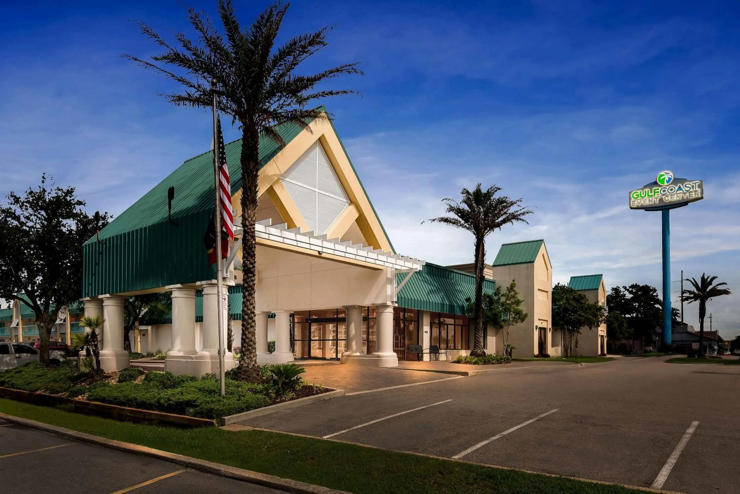Property building in Best Western Seaway Inn