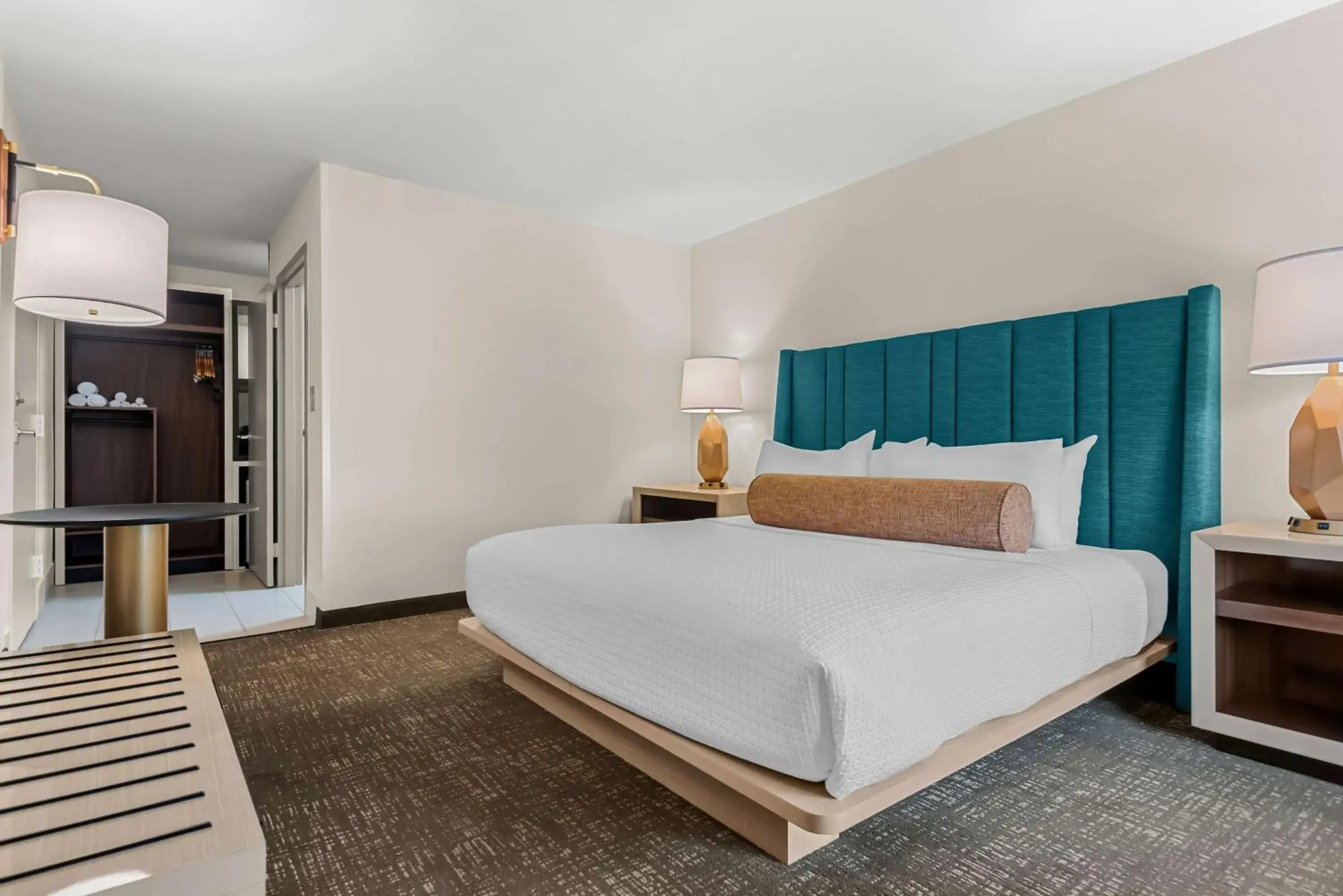 King Room with Roll-In Shower - Mobility Accessible in Best Western Seaway Inn King Room with Roll-In Shower - Mobility Accessible in Best Western Seaway Inn