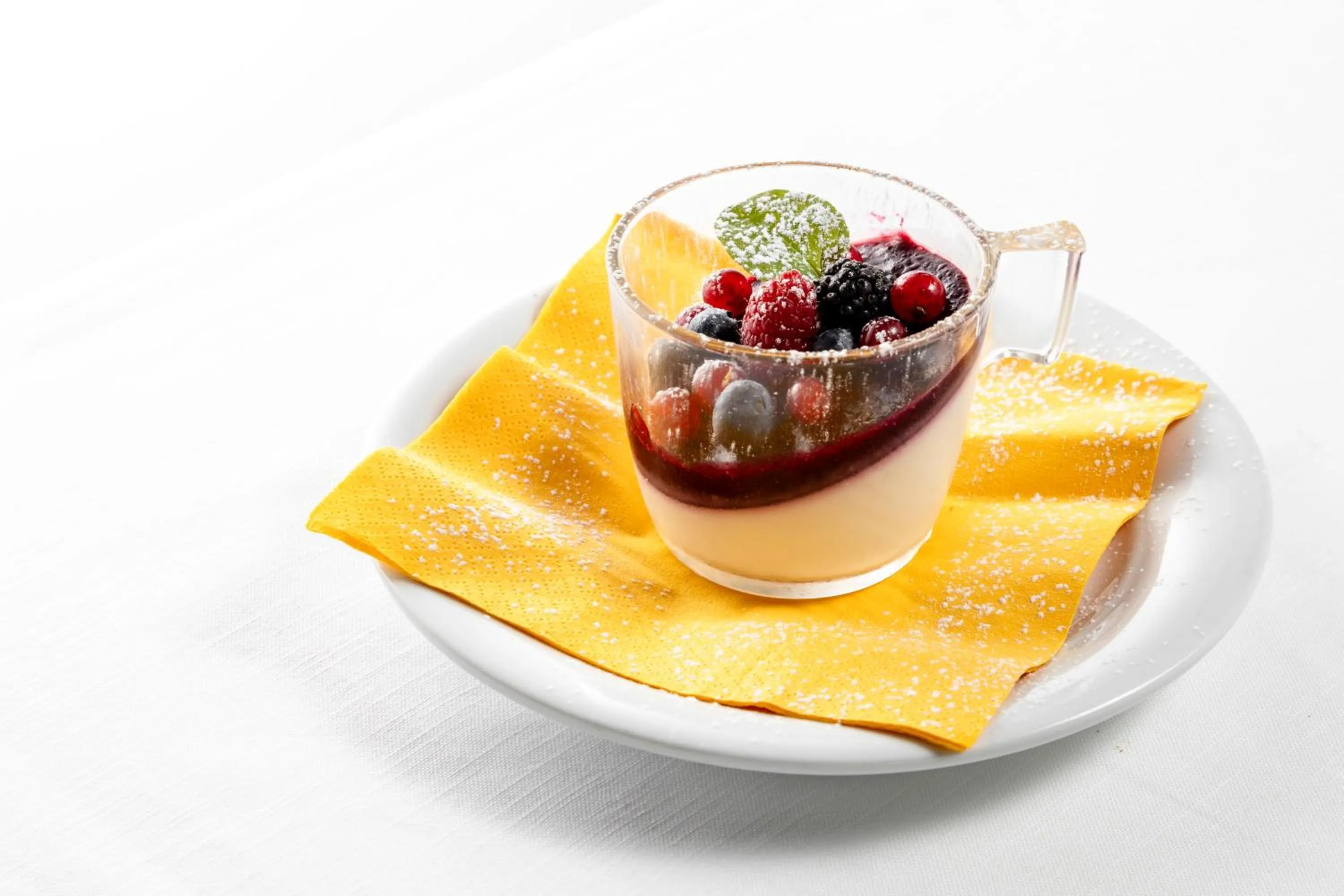 Restaurant/places to eat in Albergo La Rocca