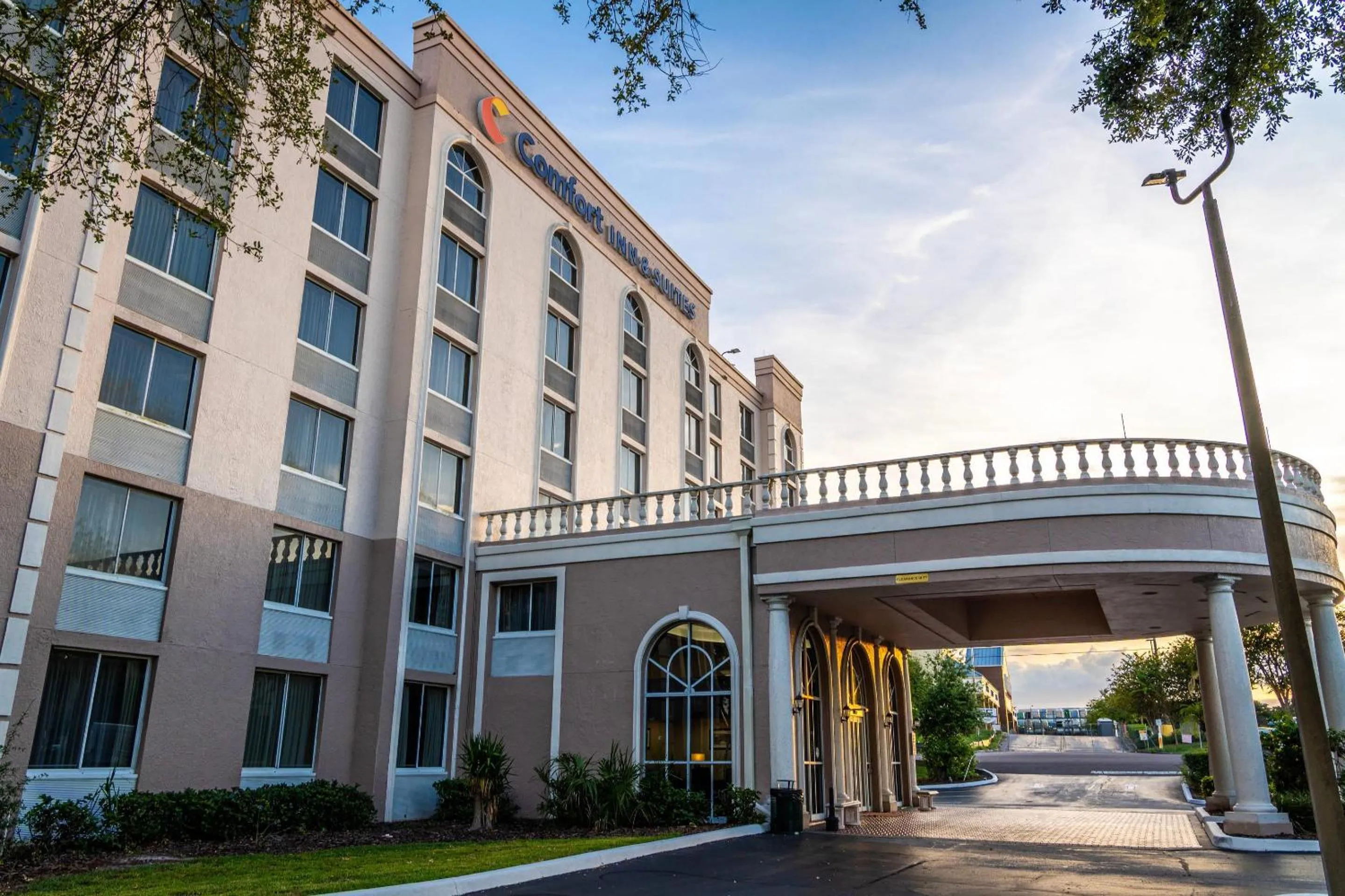 Property building in Comfort Inn & Suites Lakeland North I-4