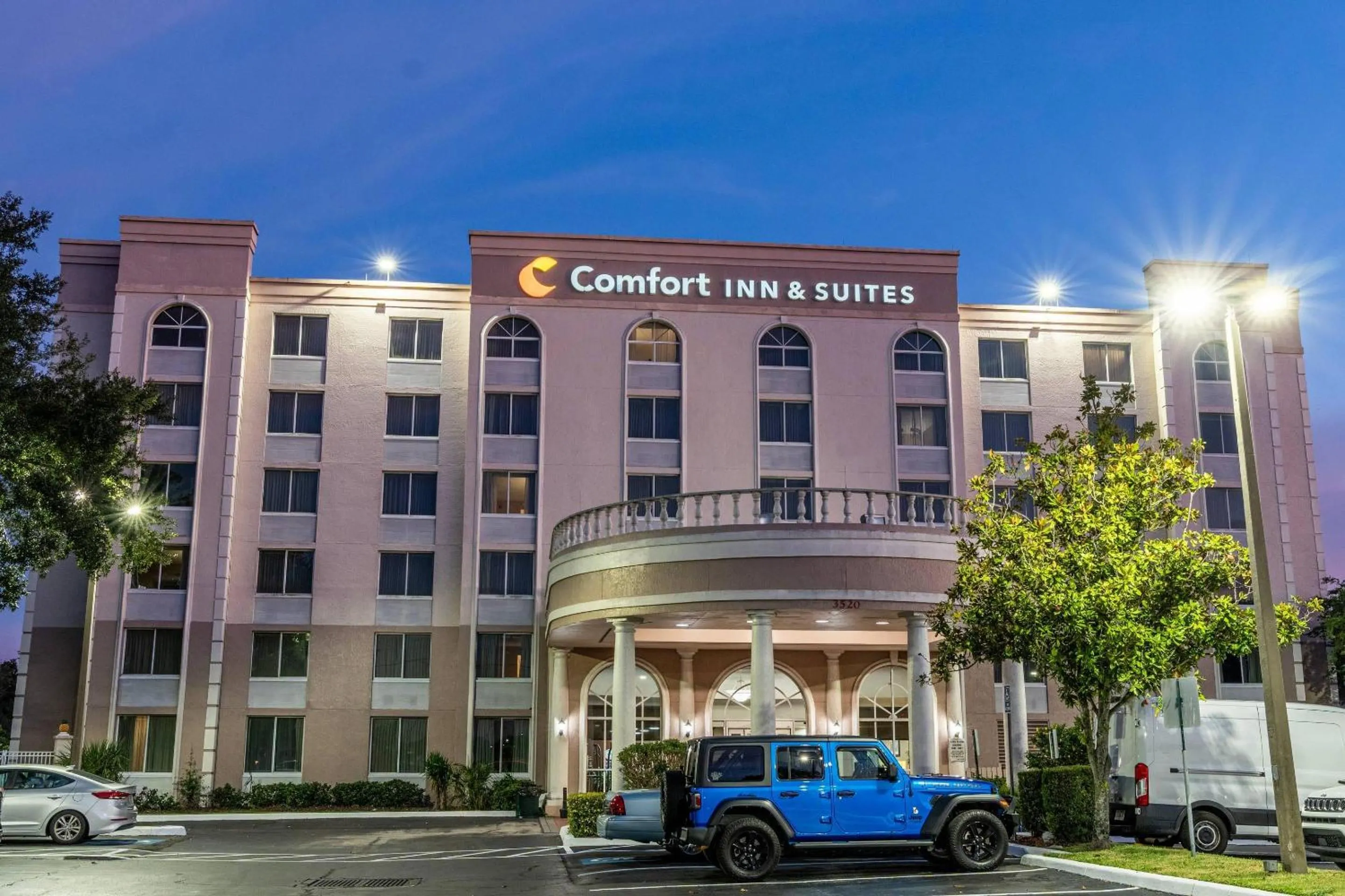 Property building in Comfort Inn & Suites Lakeland North I-4
