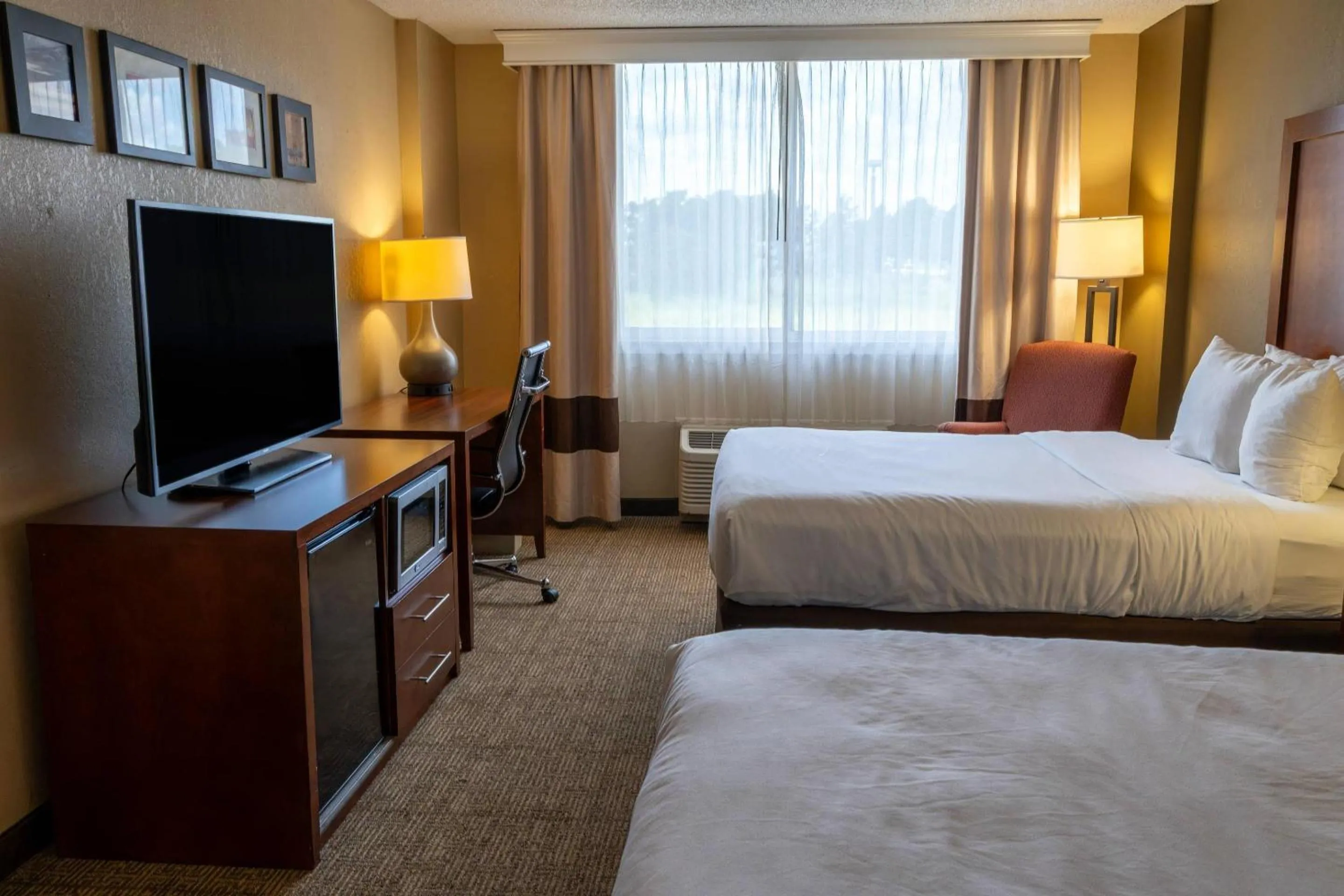 Bedroom, Bed in Comfort Inn & Suites Lakeland North I-4