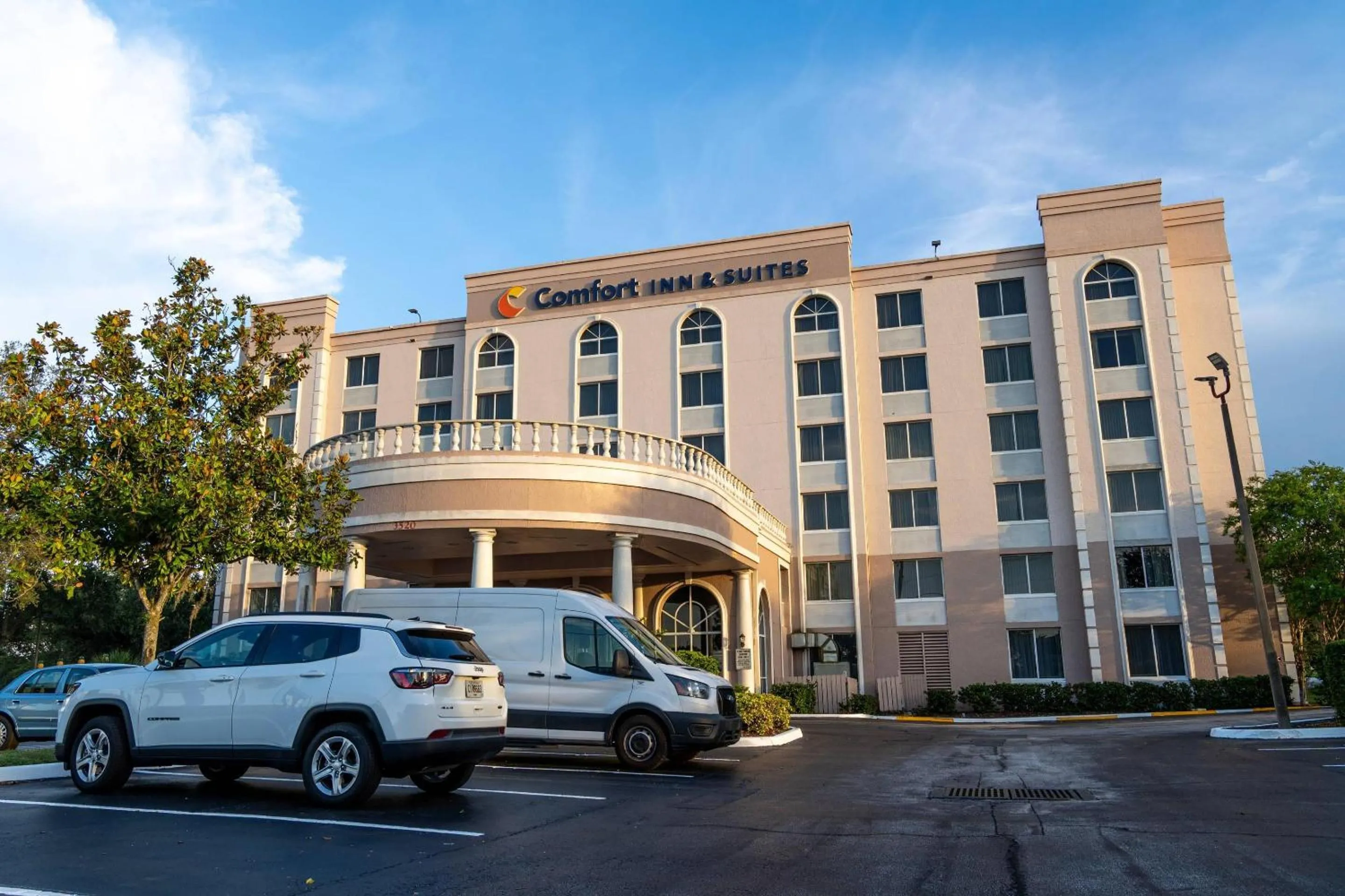 Property building in Comfort Inn & Suites Lakeland North I-4