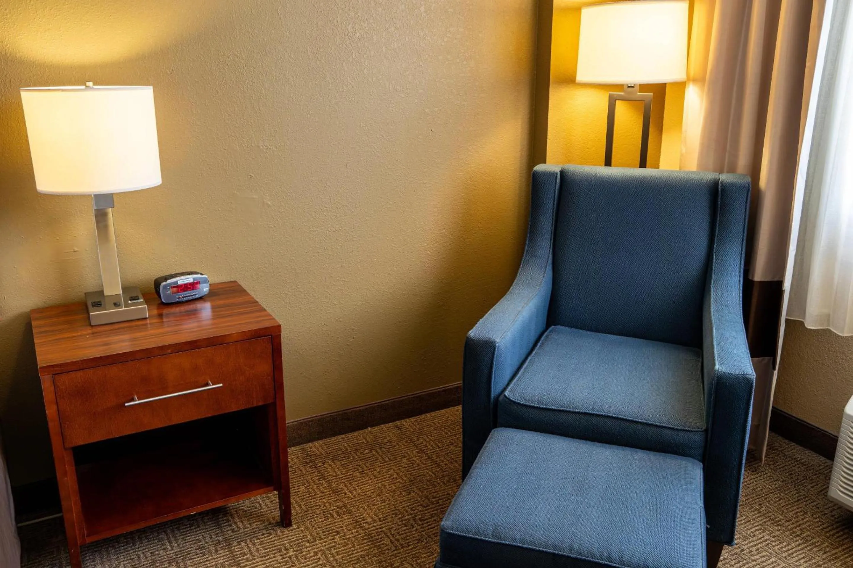 Bedroom in Comfort Inn & Suites Lakeland North I-4