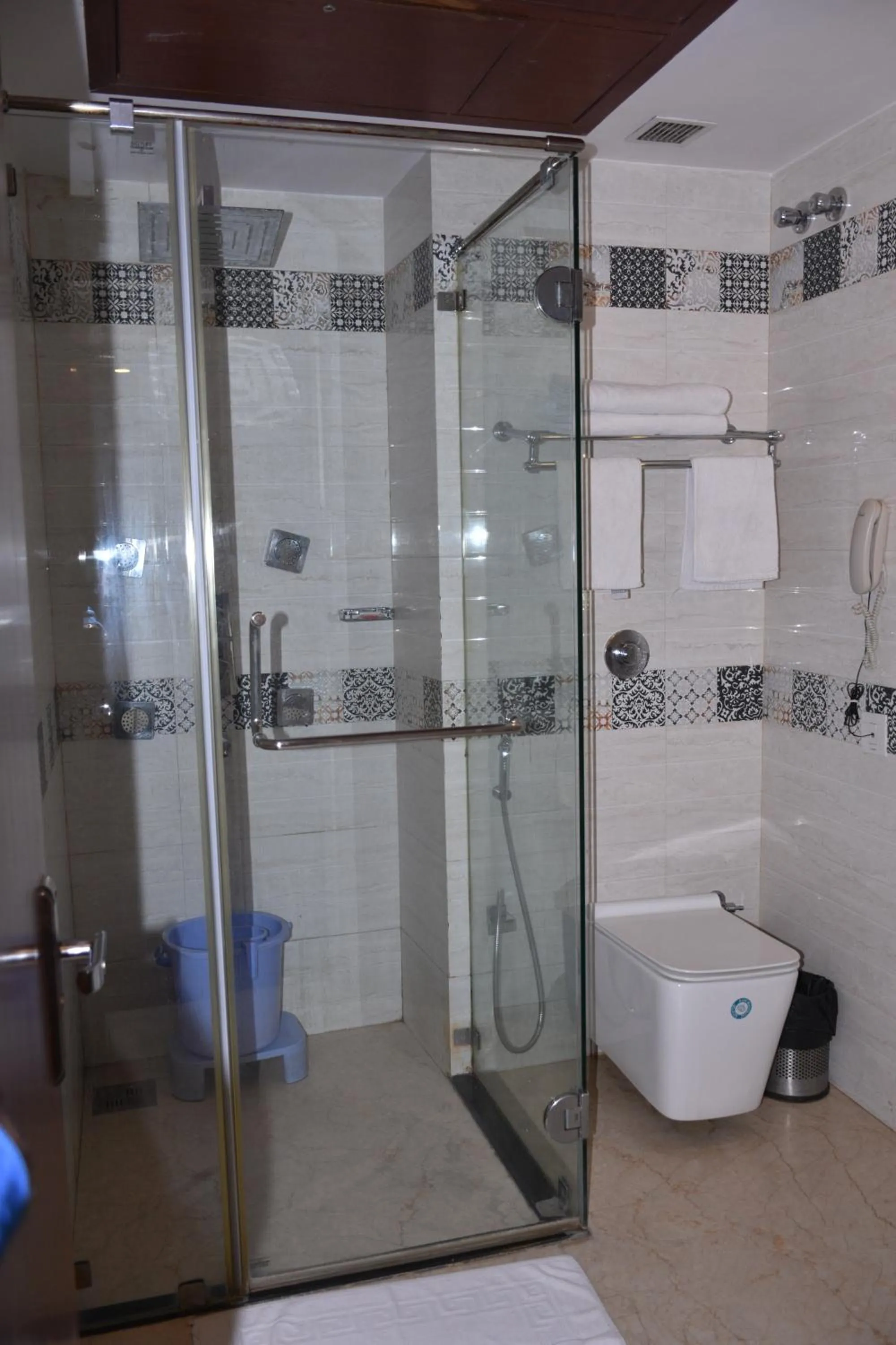 Bathroom in Hotel Meadows