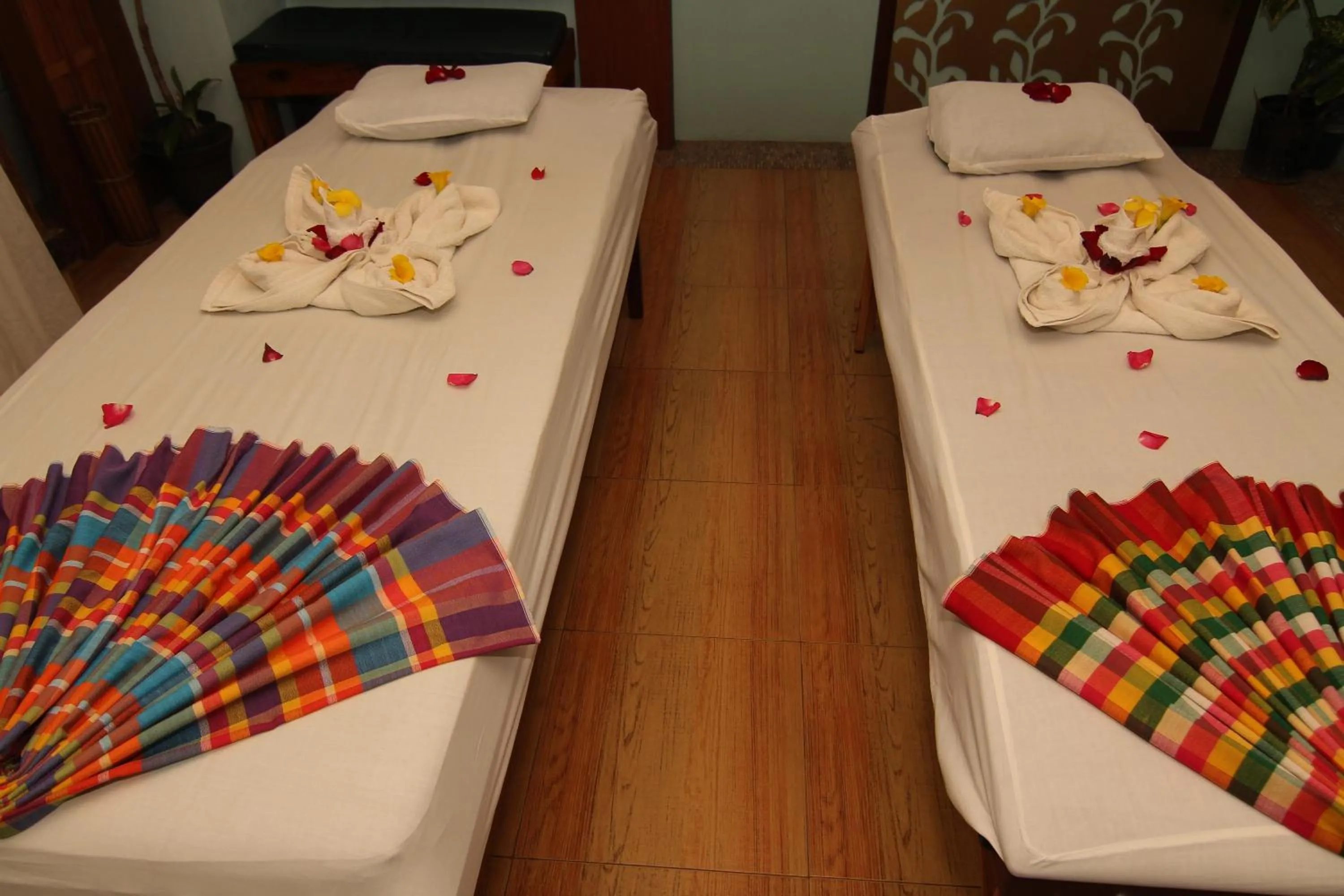 Massage in Skinetics Wellness Center Boutique Hotel