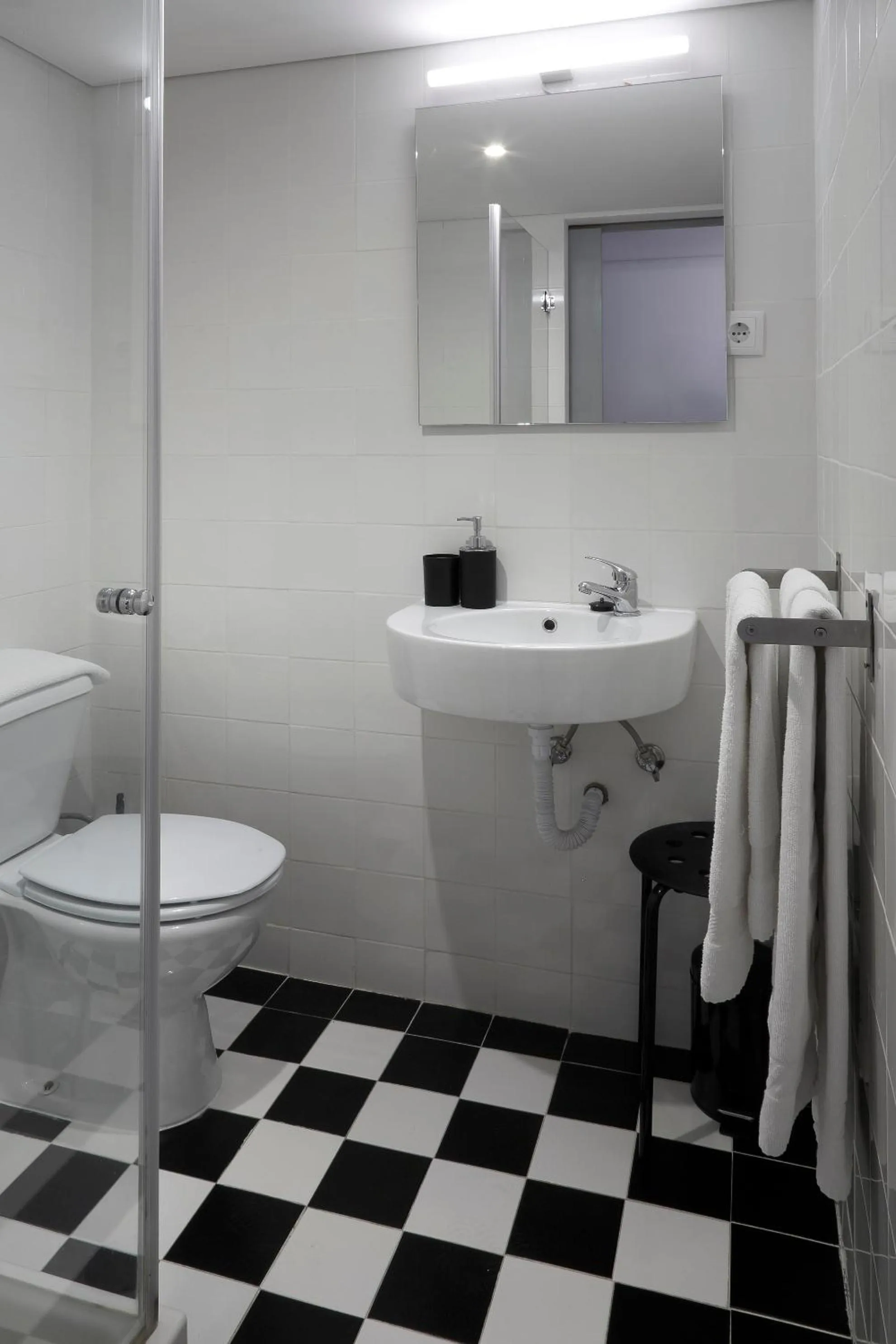 Shower in Oporto House