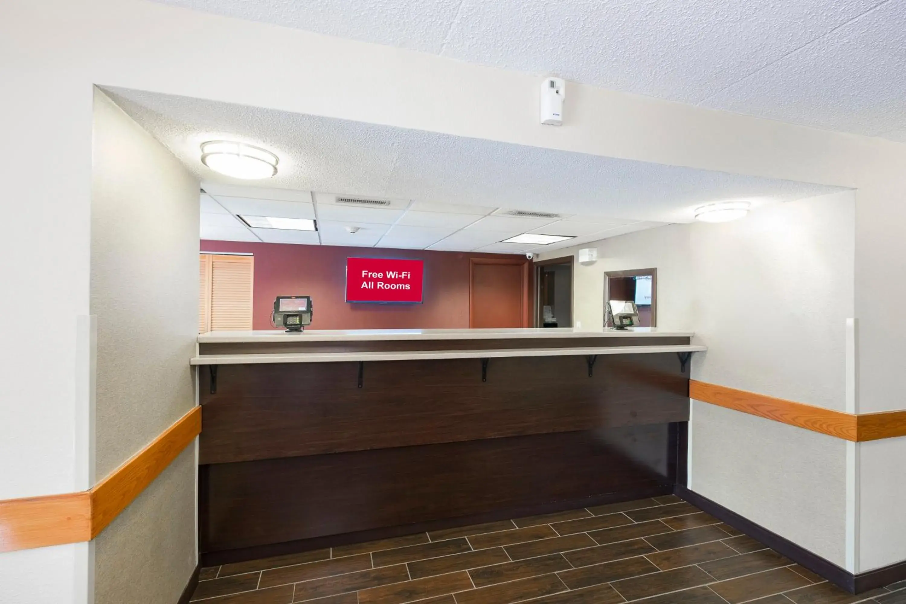 Lobby or reception in Red Roof Inn Columbus - Ohio State Fairgrounds Lobby or reception in Red Roof Inn Columbus - Ohio State Fairgrounds