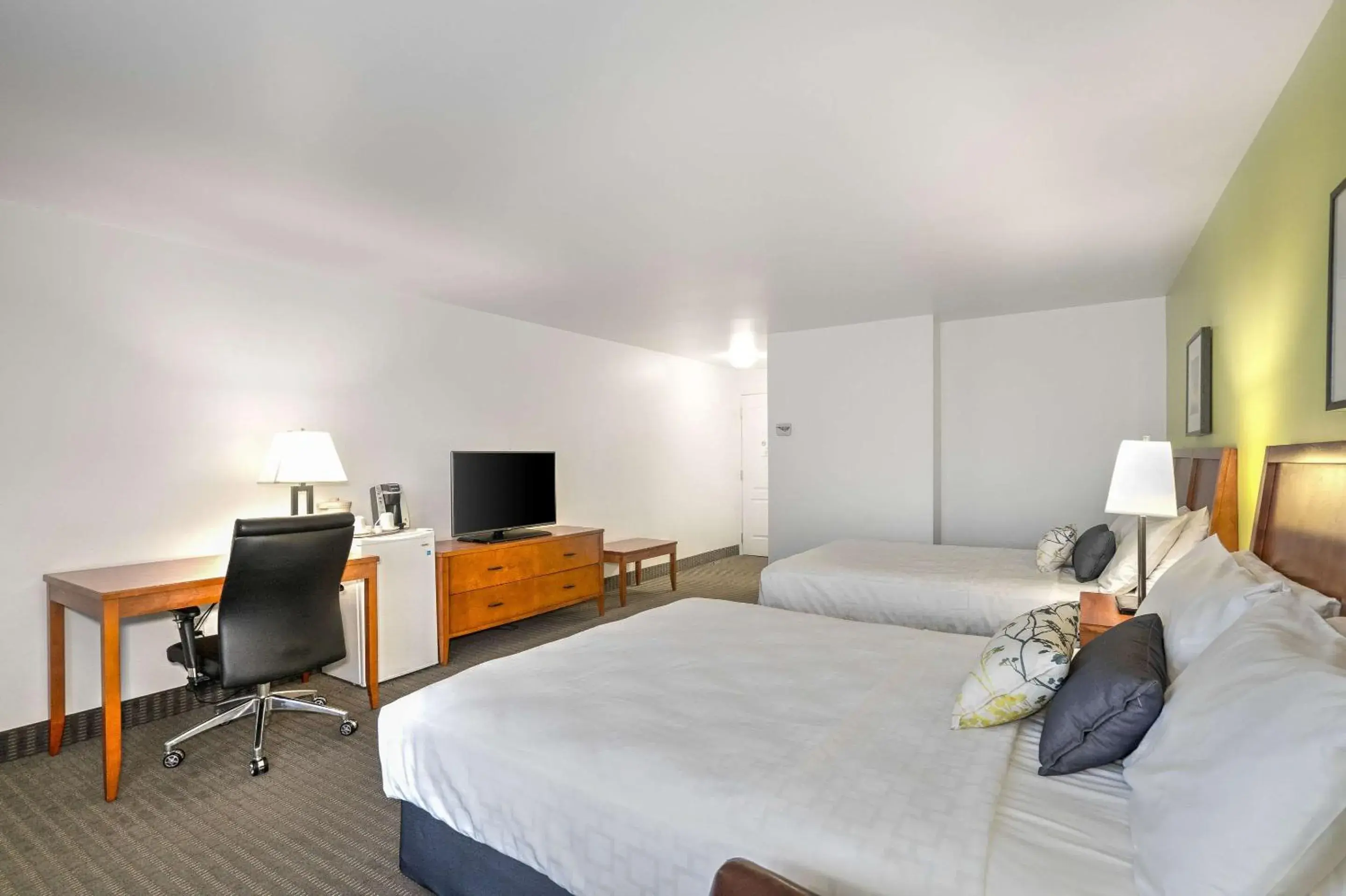 Bedroom in Hotel Le Victorin, an Ascend Hotel Collection Member Bedroom in Hotel Le Victorin, an Ascend Hotel Collection Member