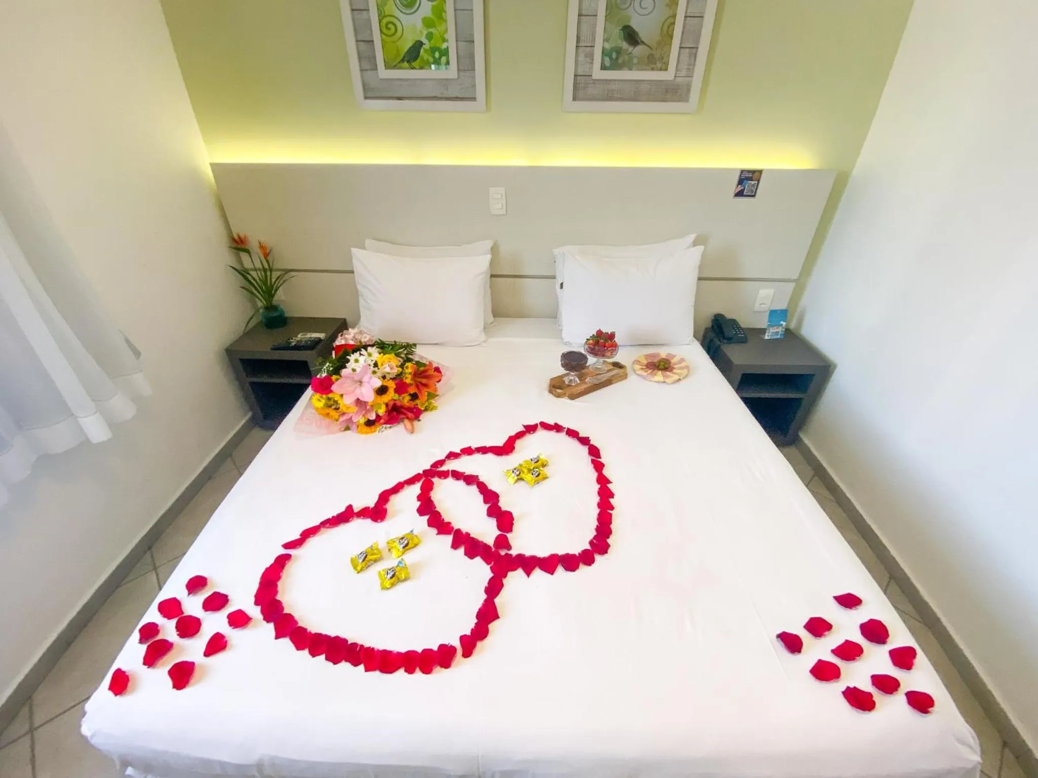 Bedroom, Bed in Hotel Ilhas da Grécia