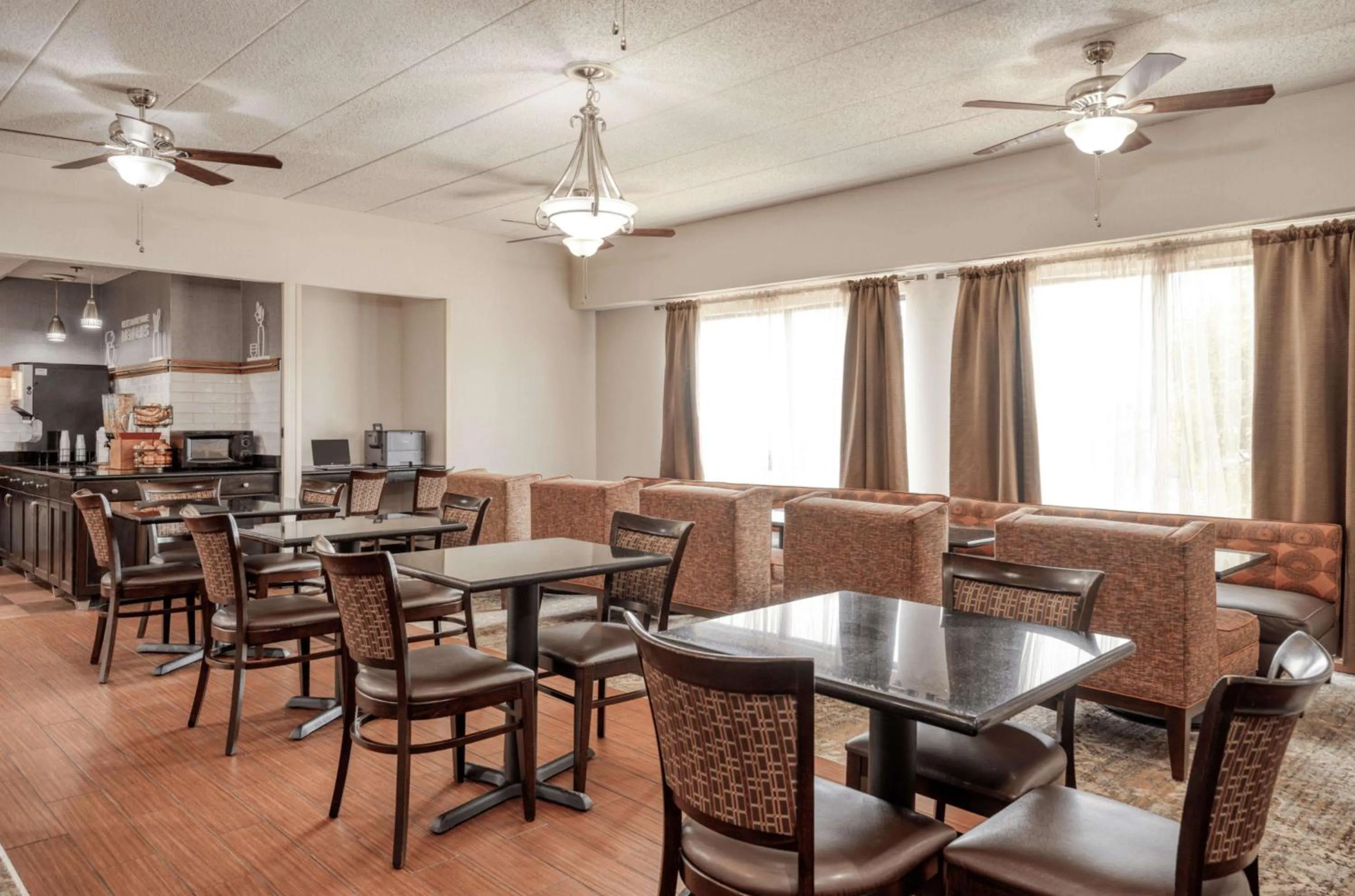 Lobby or reception in Hampton Inn by Hilton Washington Court House