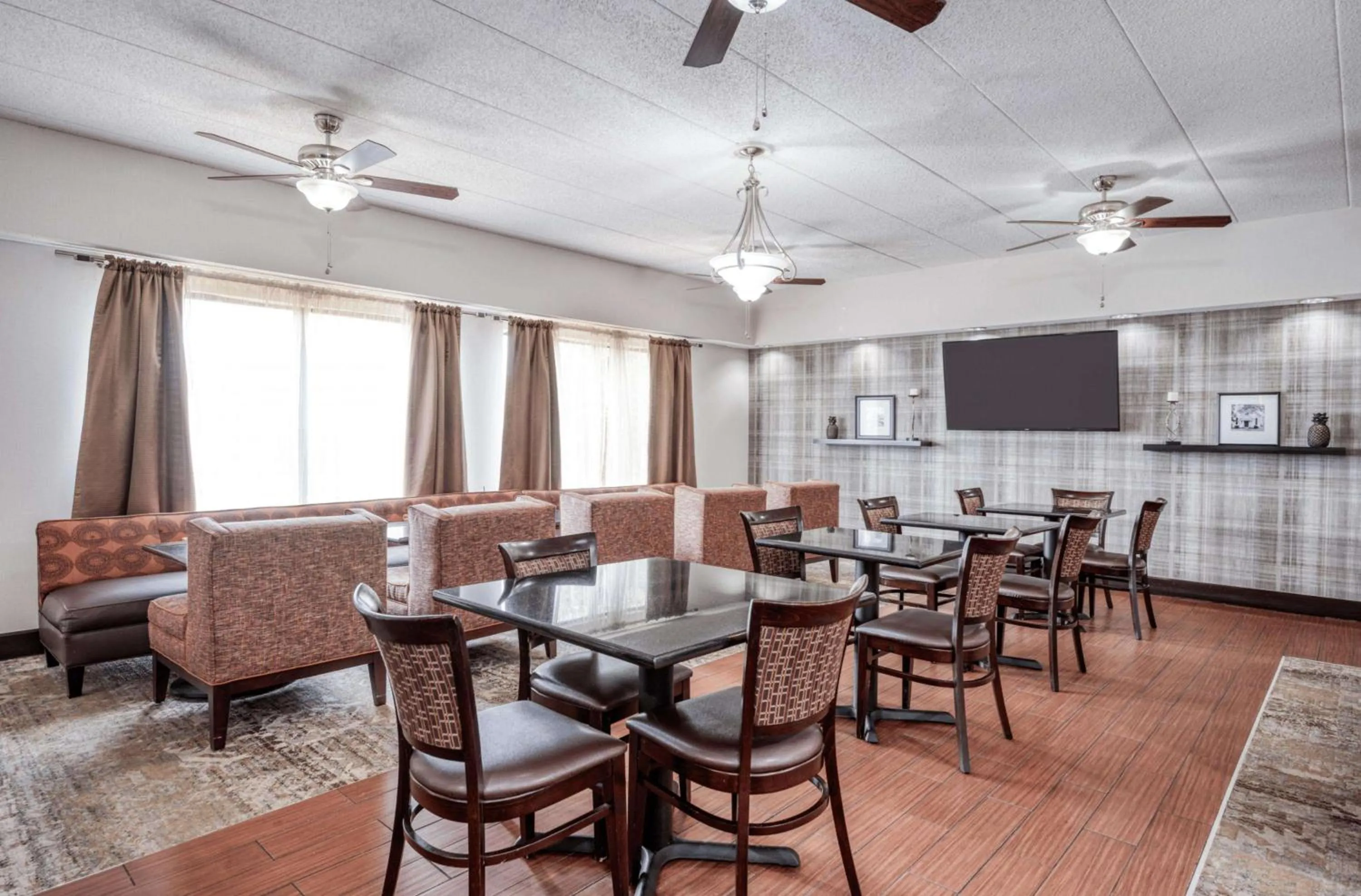 Lobby or reception in Hampton Inn by Hilton Washington Court House