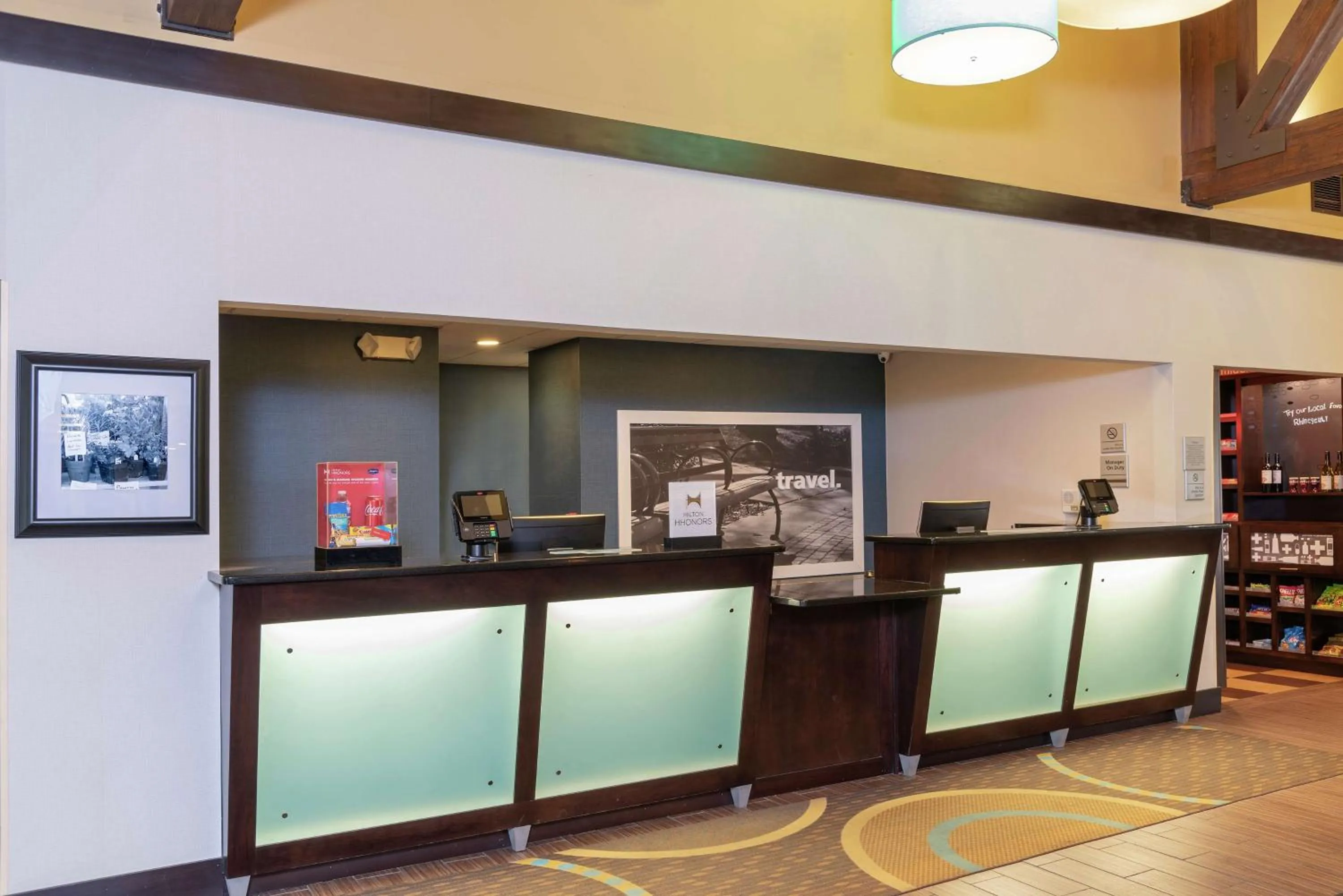 Lobby or reception in Hampton Inn & Suites Cleveland-Airport/Middleburg Heights