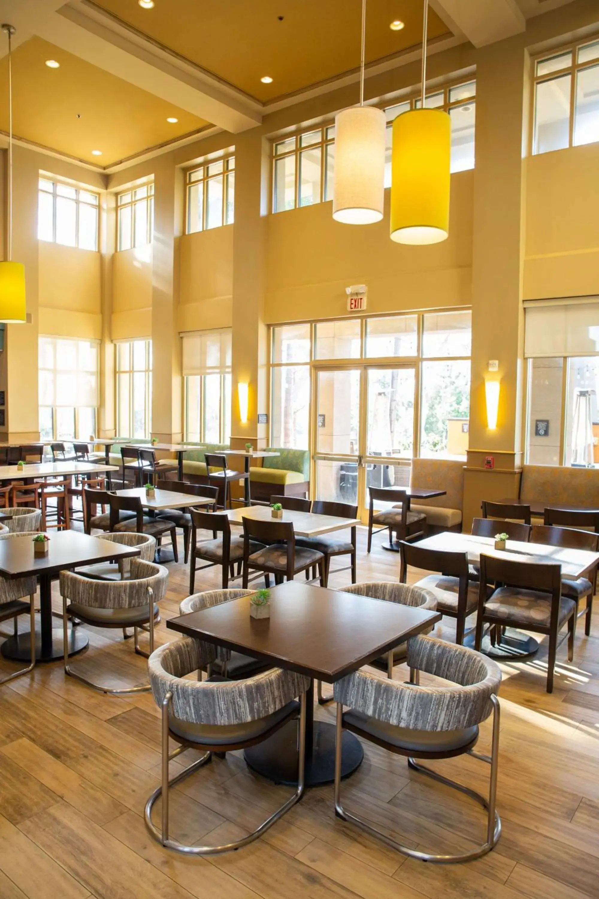 Restaurant/places to eat in Hilton Garden Inn Montebello / Los Angeles Restaurant/places to eat in Hilton Garden Inn Montebello / Los Angeles