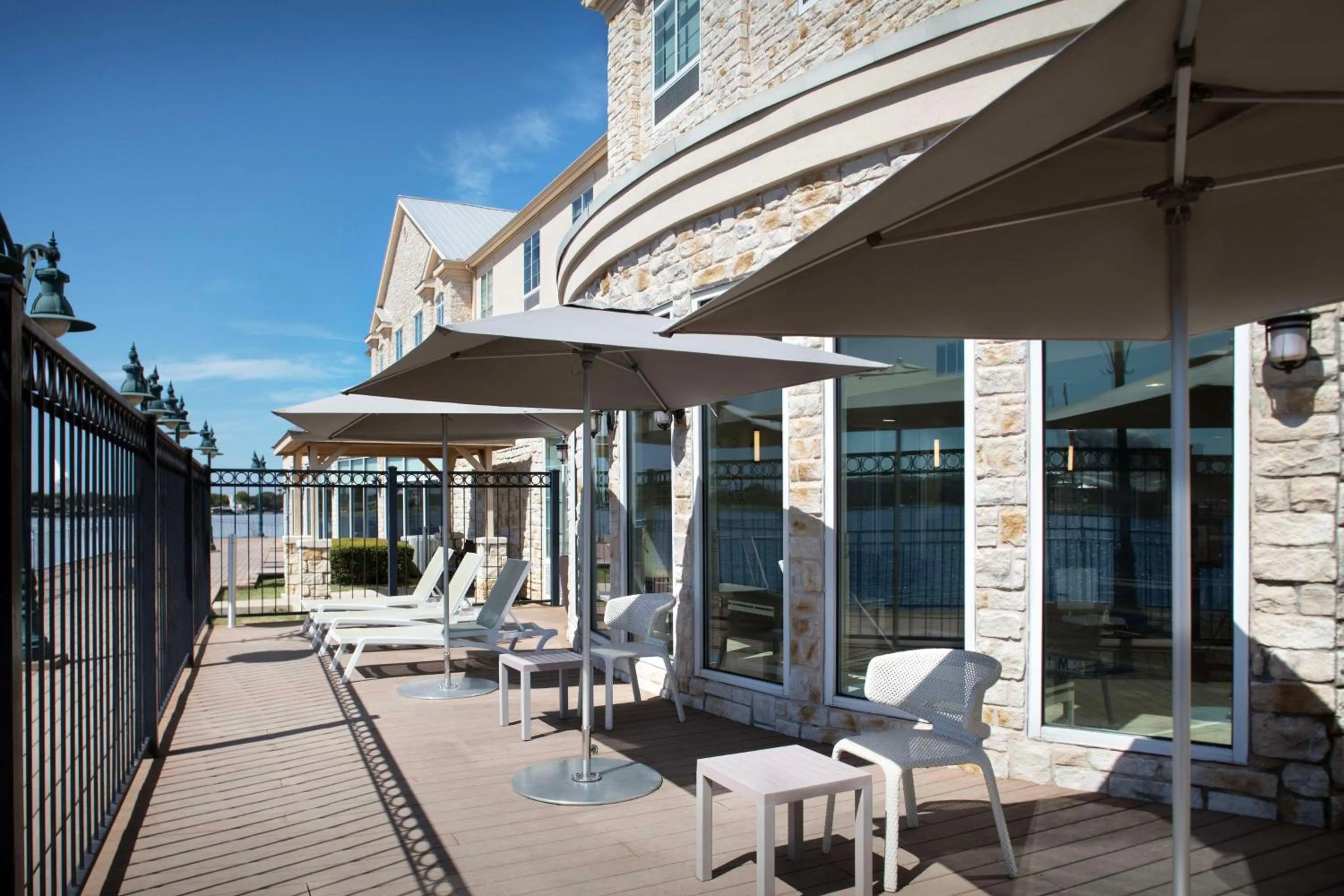 Patio in Hilton Garden Inn Granbury