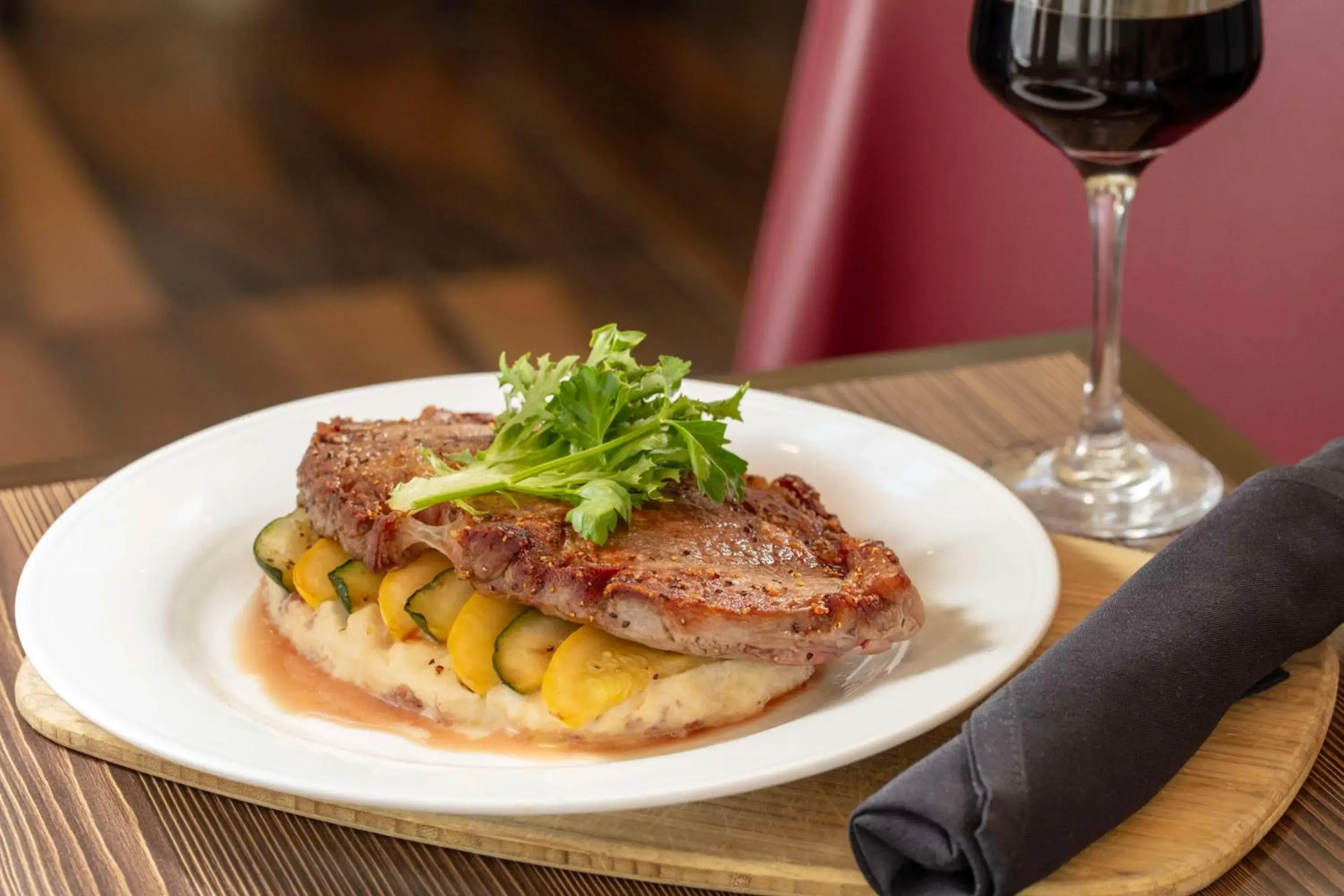 Restaurant/places to eat in Hilton Garden Inn Granbury Restaurant/places to eat in Hilton Garden Inn Granbury