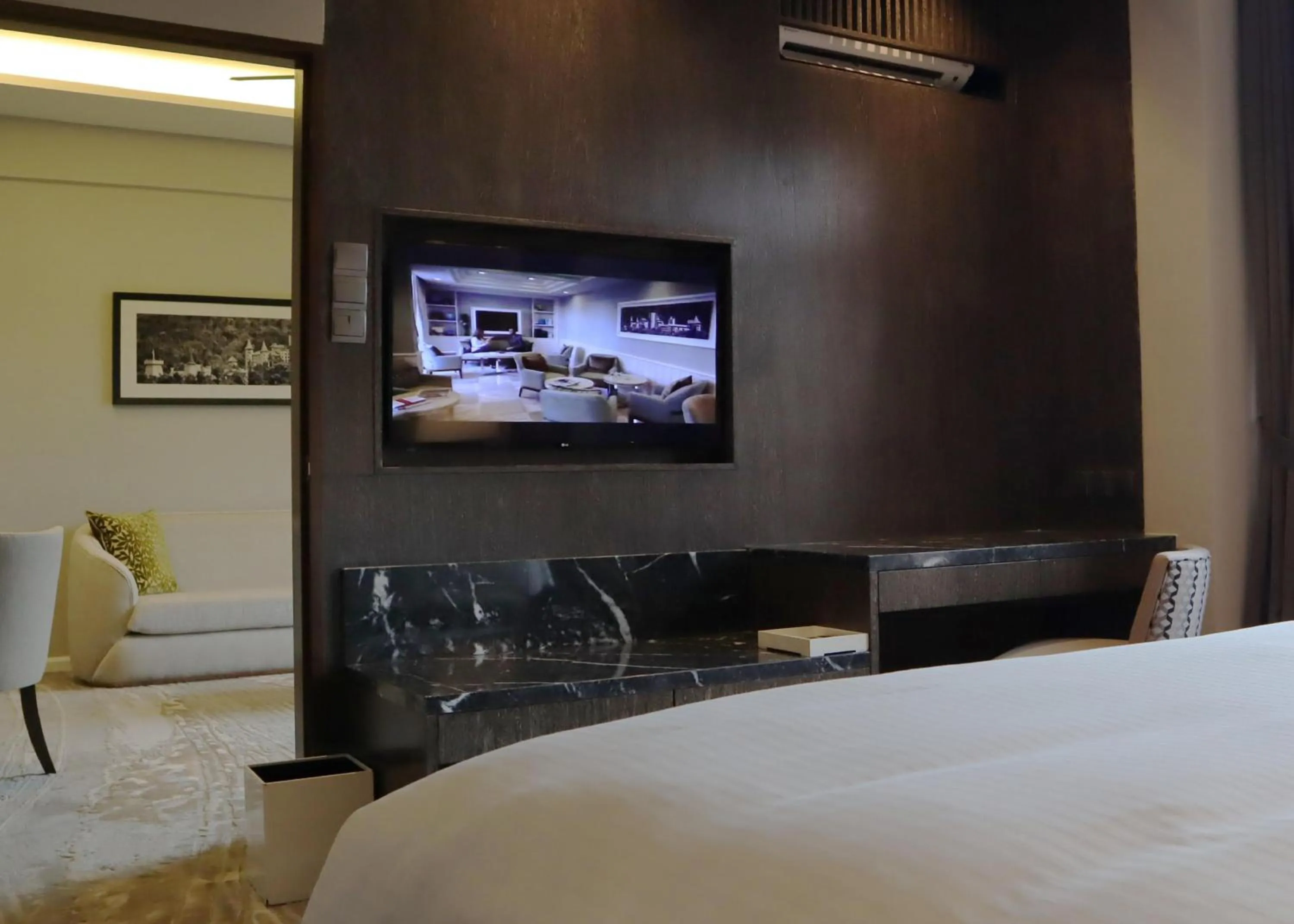 Bedroom, Bed in The Chateau Spa & Wellness Resort