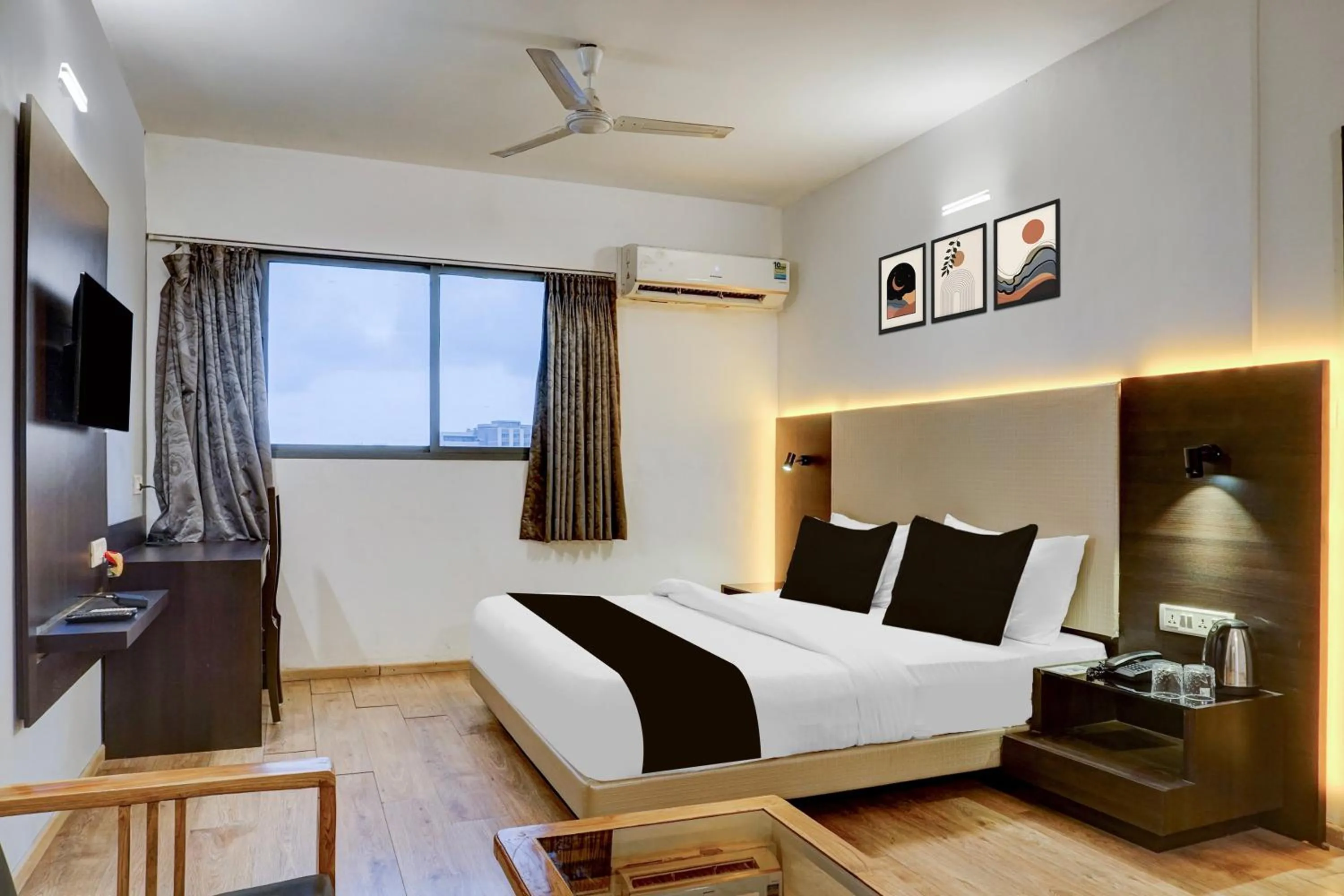 Super Townhouse Bombay Exhibition Centre Goregaon