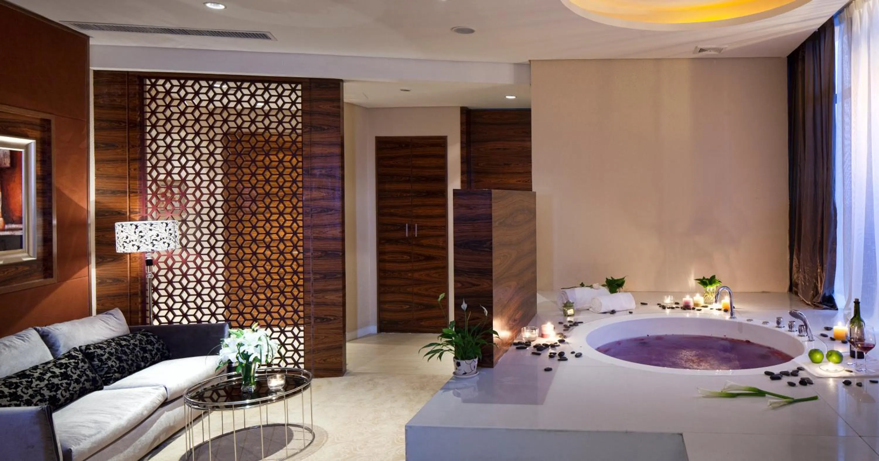 Spa and wellness centre/facilities in Grand Skylight International Hotel Nanchang Ganjiang North Road