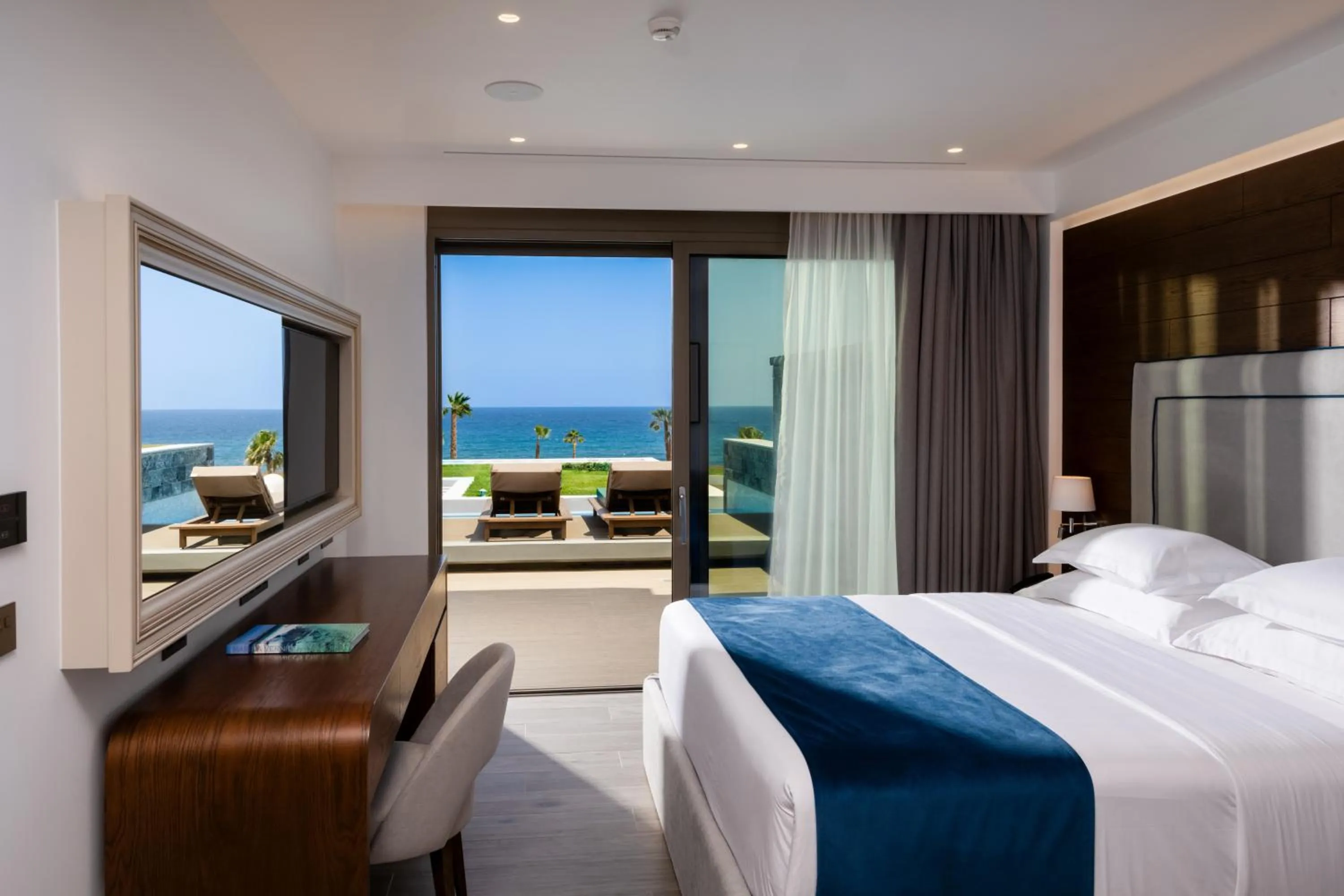 Bedroom, Bed in Nana Princess Suites Villas & Spa