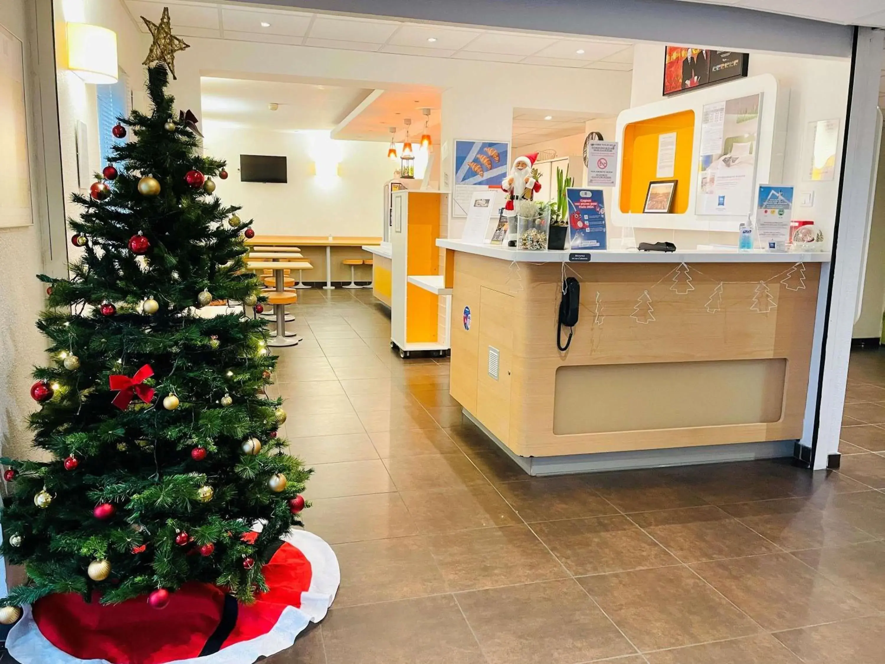 Property building in ibis budget Roye Property building in ibis budget Roye