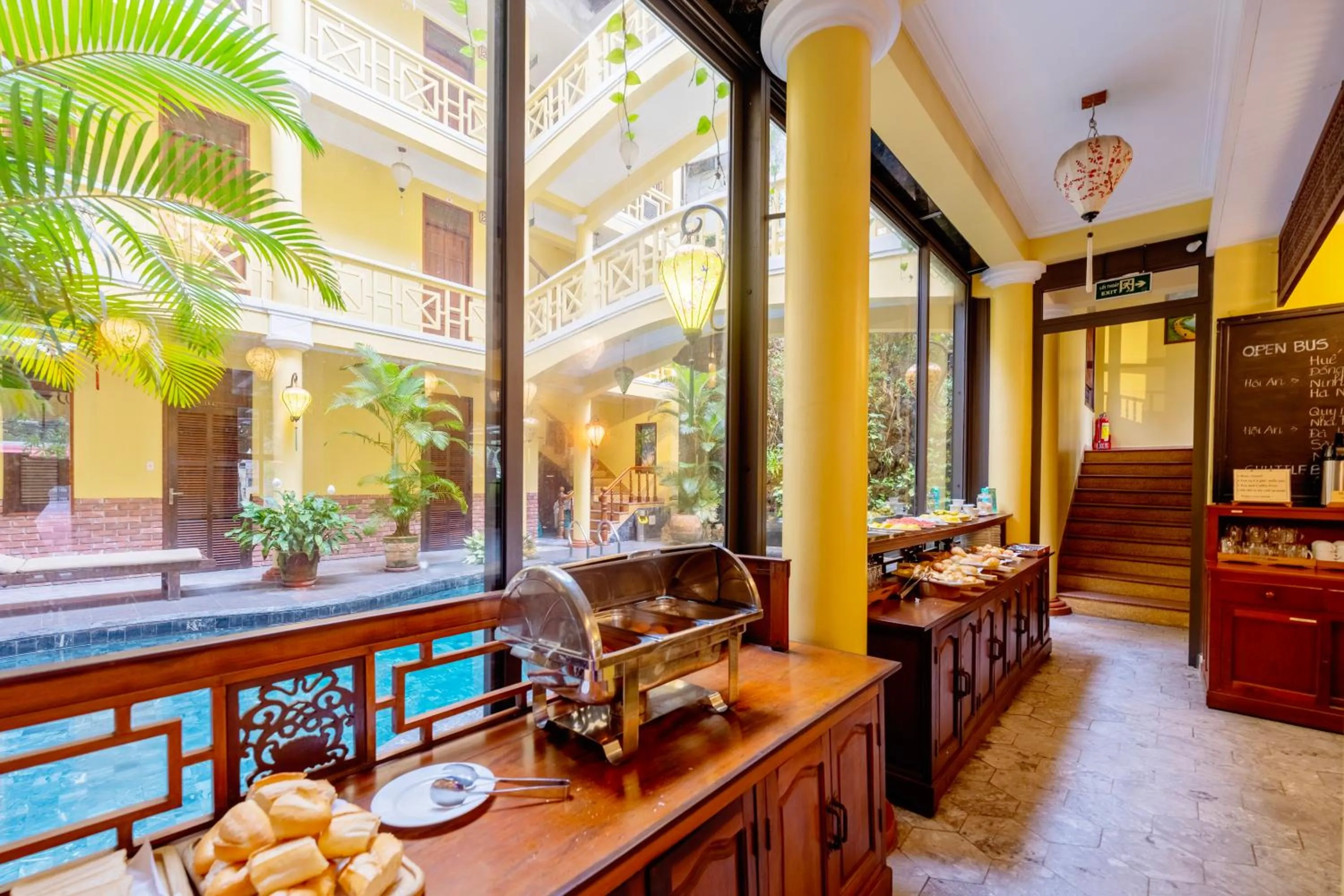 Food and drinks in Thanh Van 1 Hotel