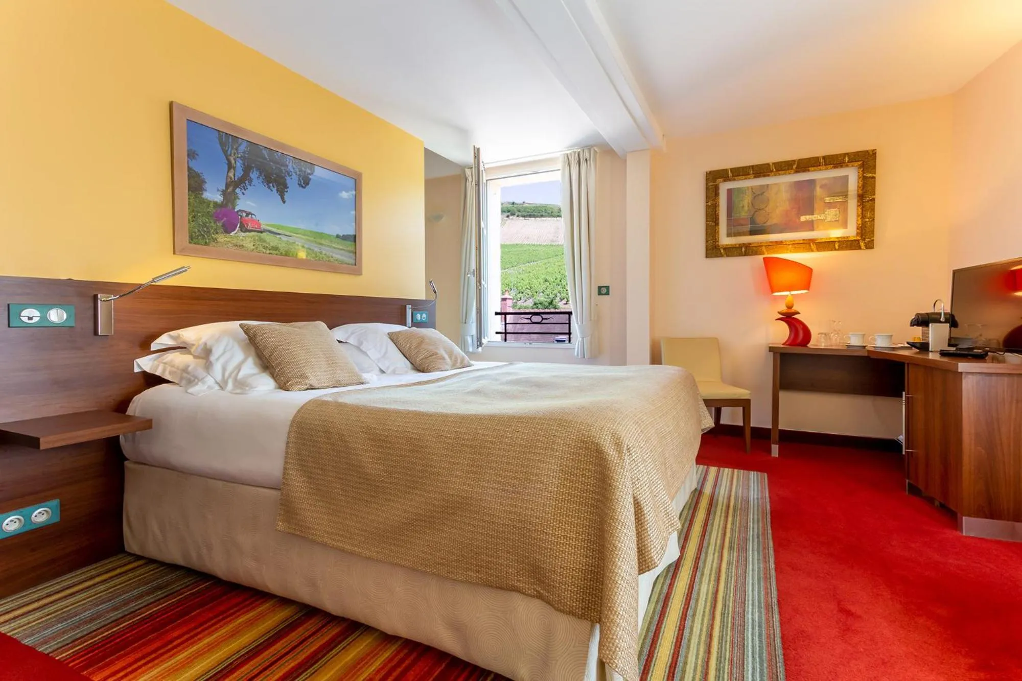 Photo of the whole room, Bed in Hôtel Restaurant Famille Bourgeois "La Cote des Monts Damnés"