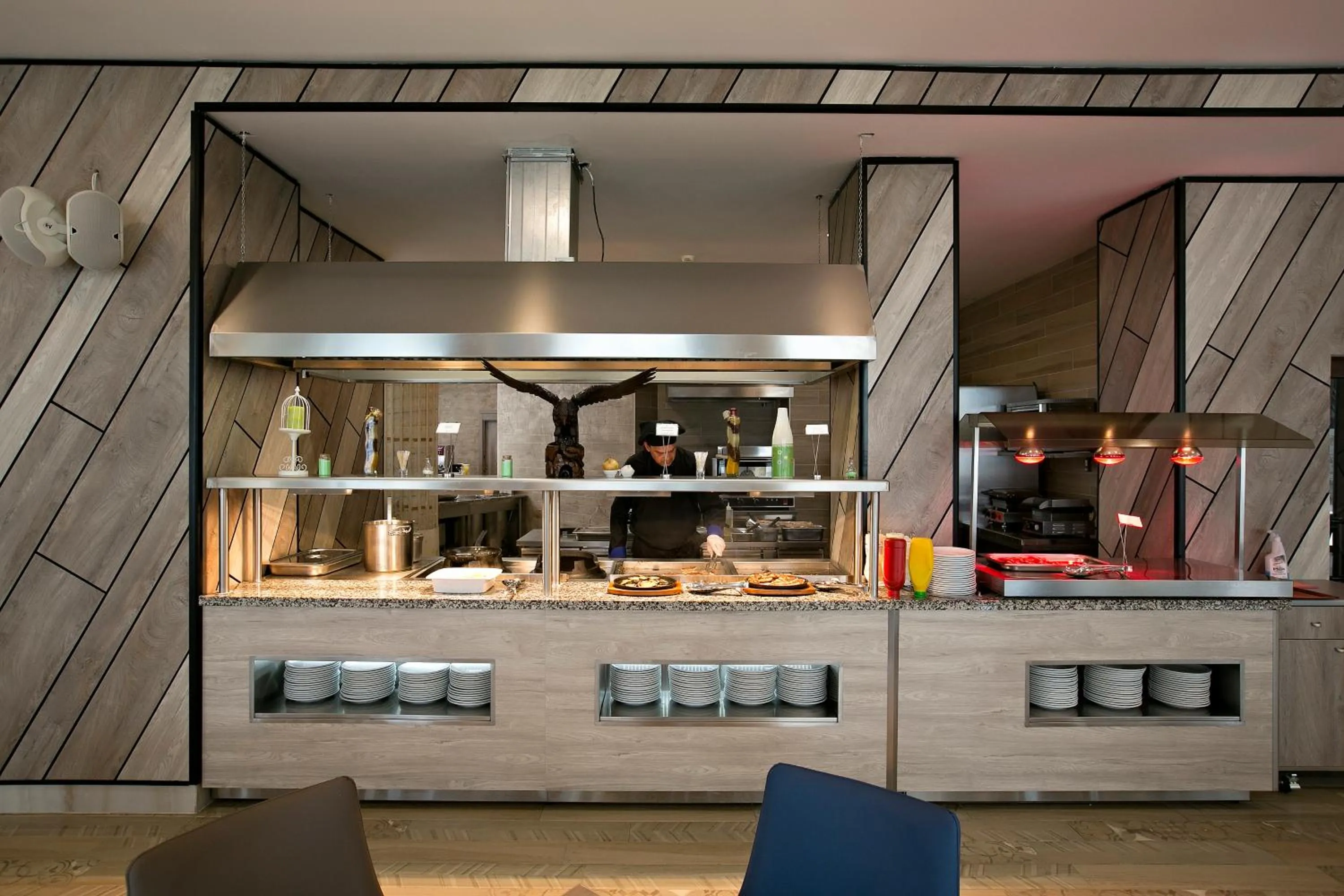 Restaurant/places to eat in Royal Grand Hotel and Spa - All Inclusive and Free beach accsess