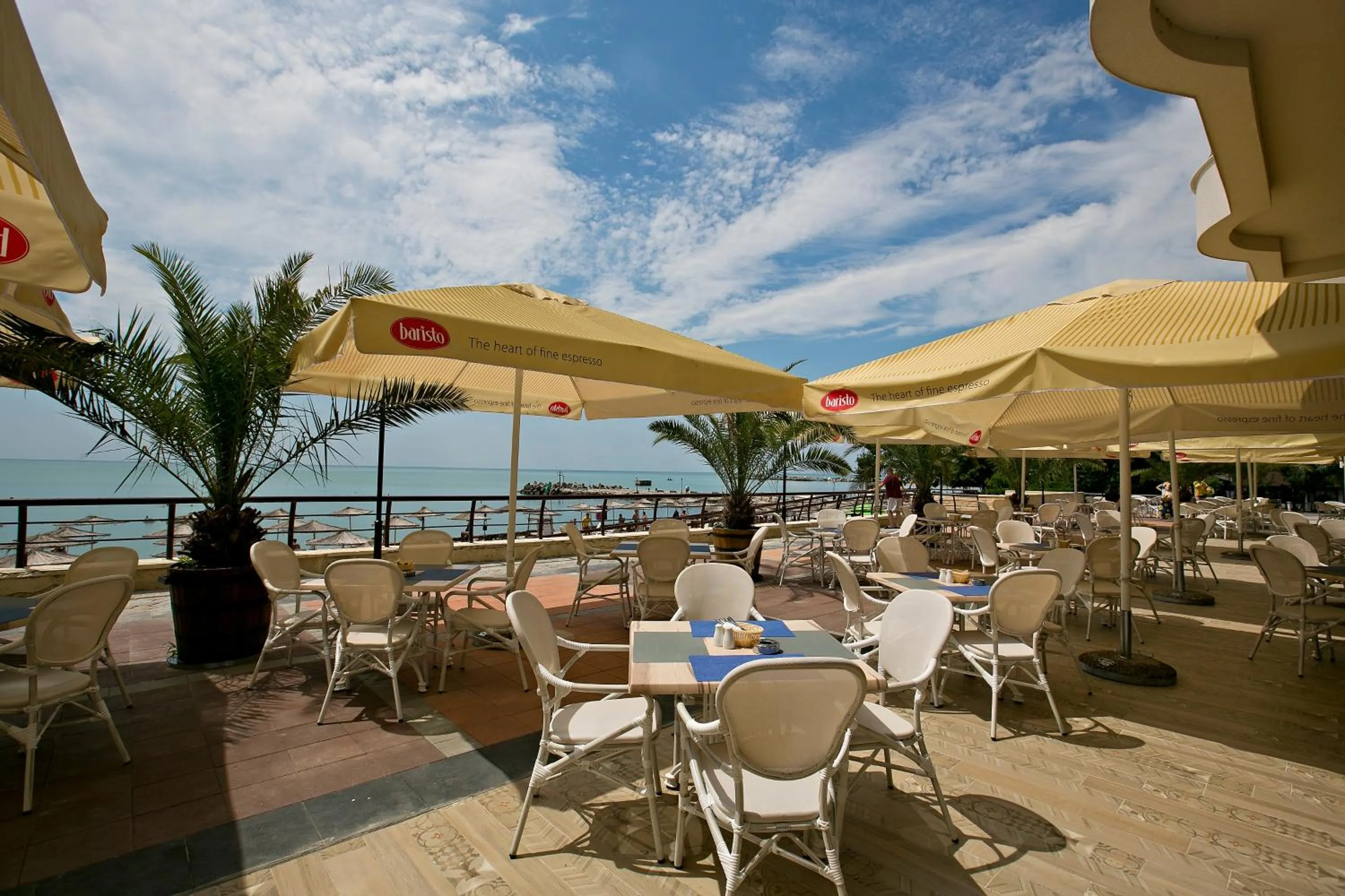 Restaurant/places to eat in Royal Grand Hotel and Spa - All Inclusive and Free beach accsess