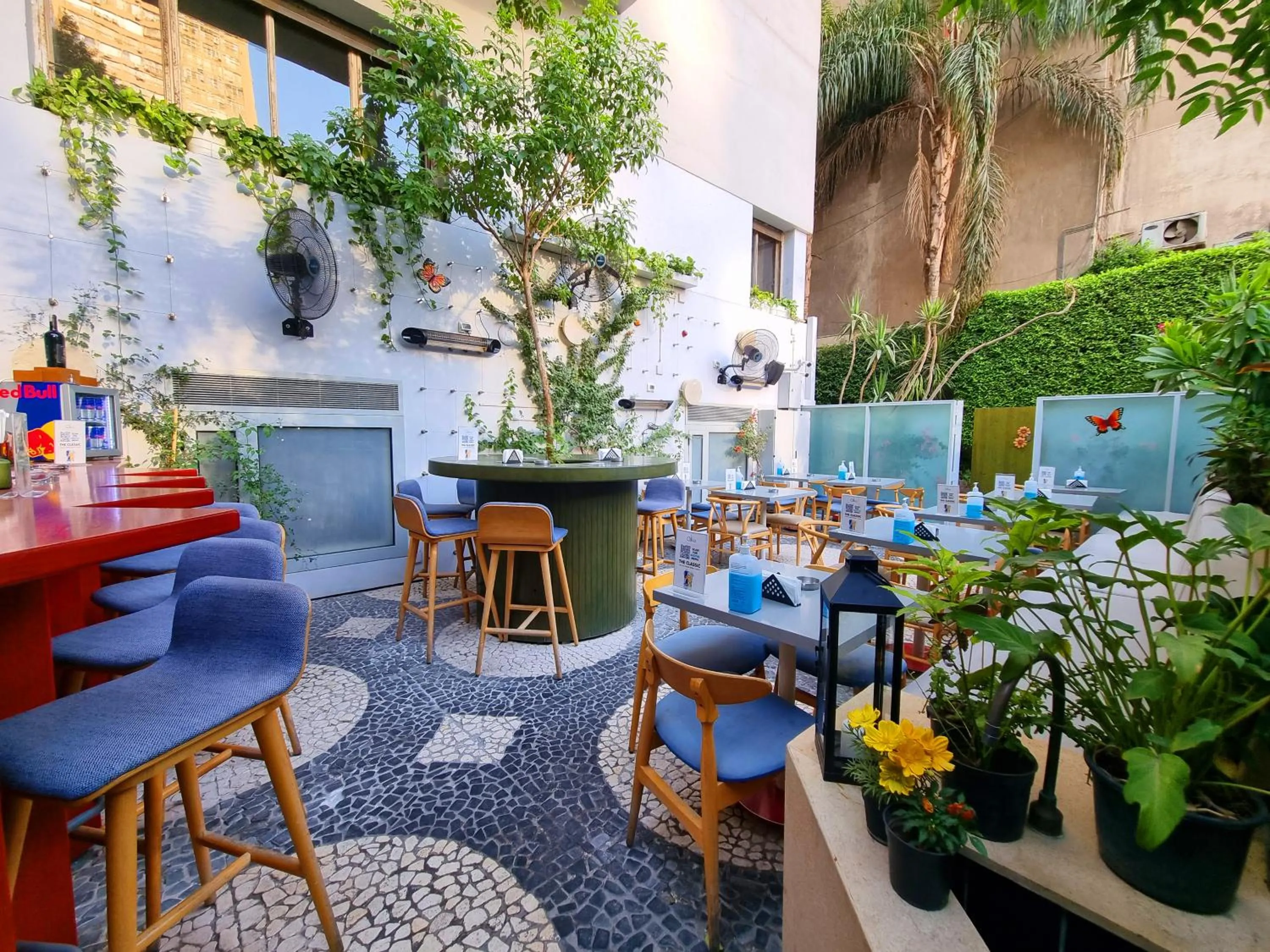 Restaurant/places to eat in New President Hotel Cairo