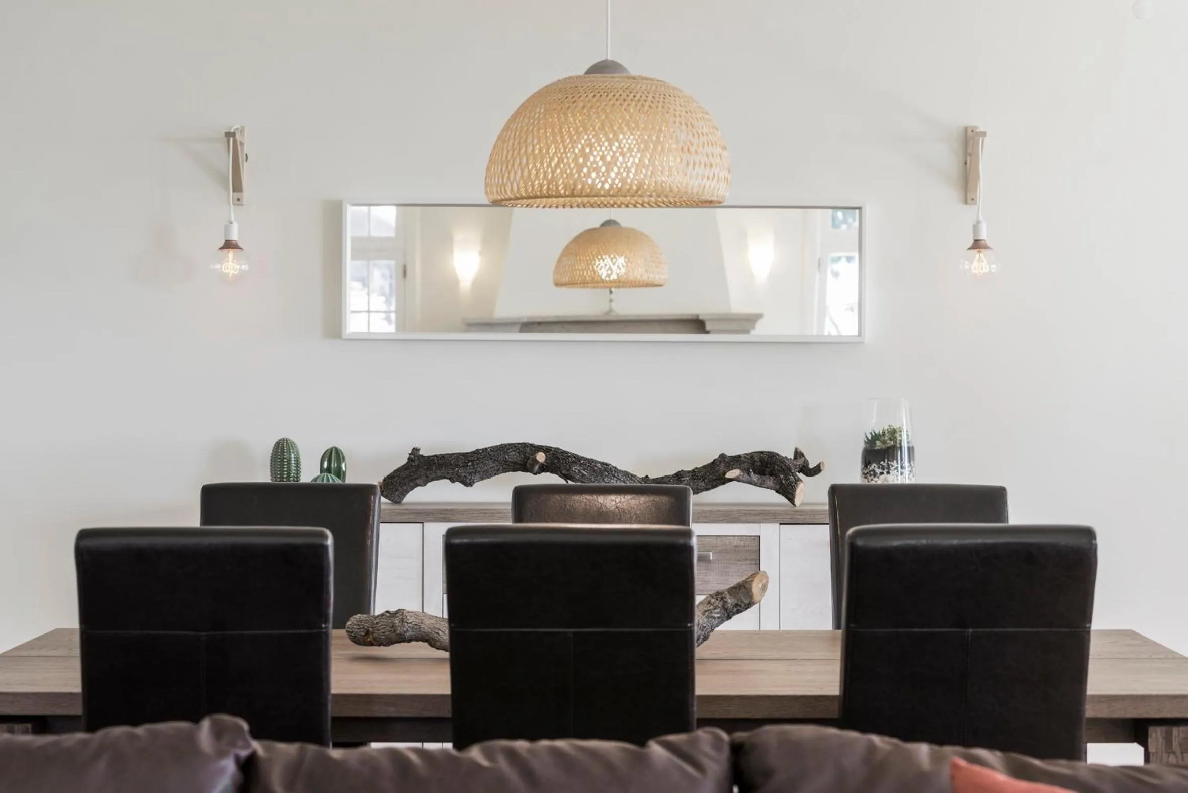 Living room in Vila Eucalipto by An Island Apart
