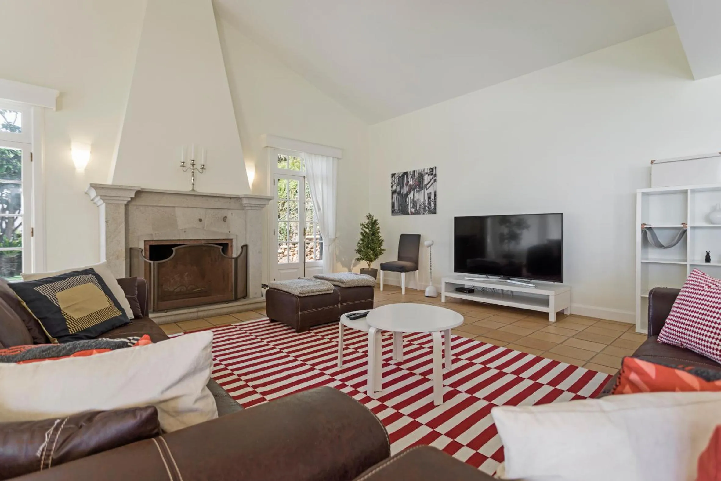 Living room in Vila Eucalipto by An Island Apart
