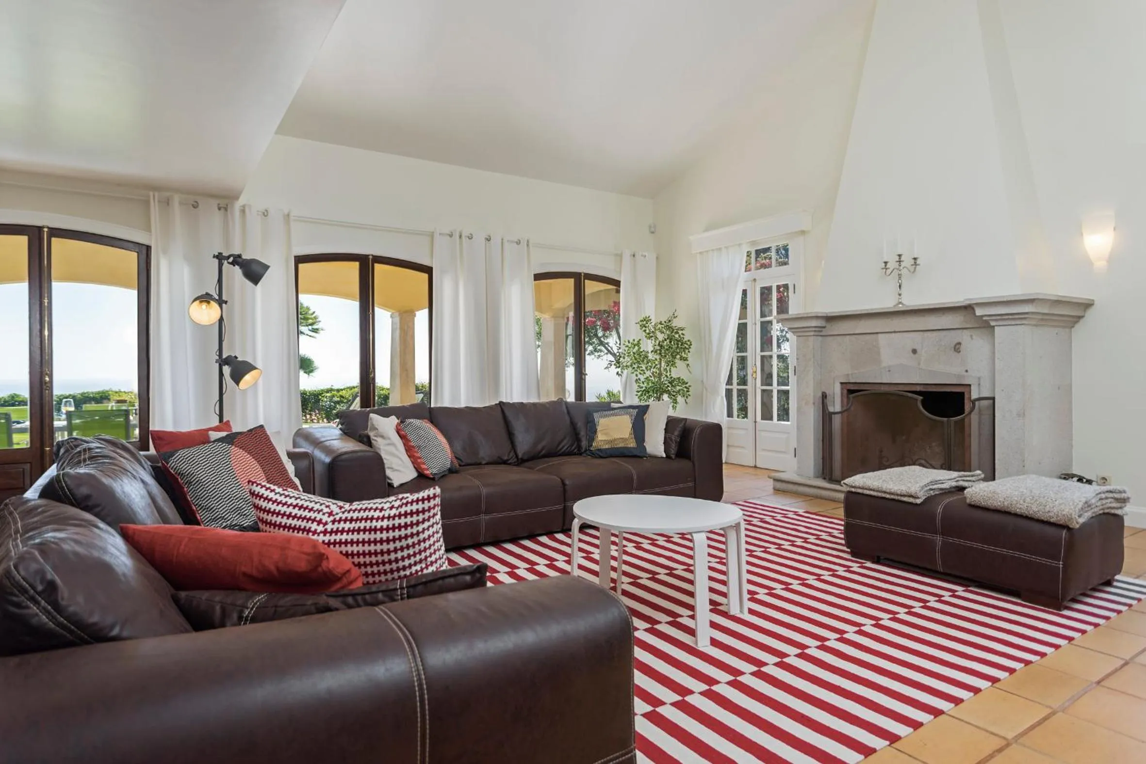 Living room in Vila Eucalipto by An Island Apart