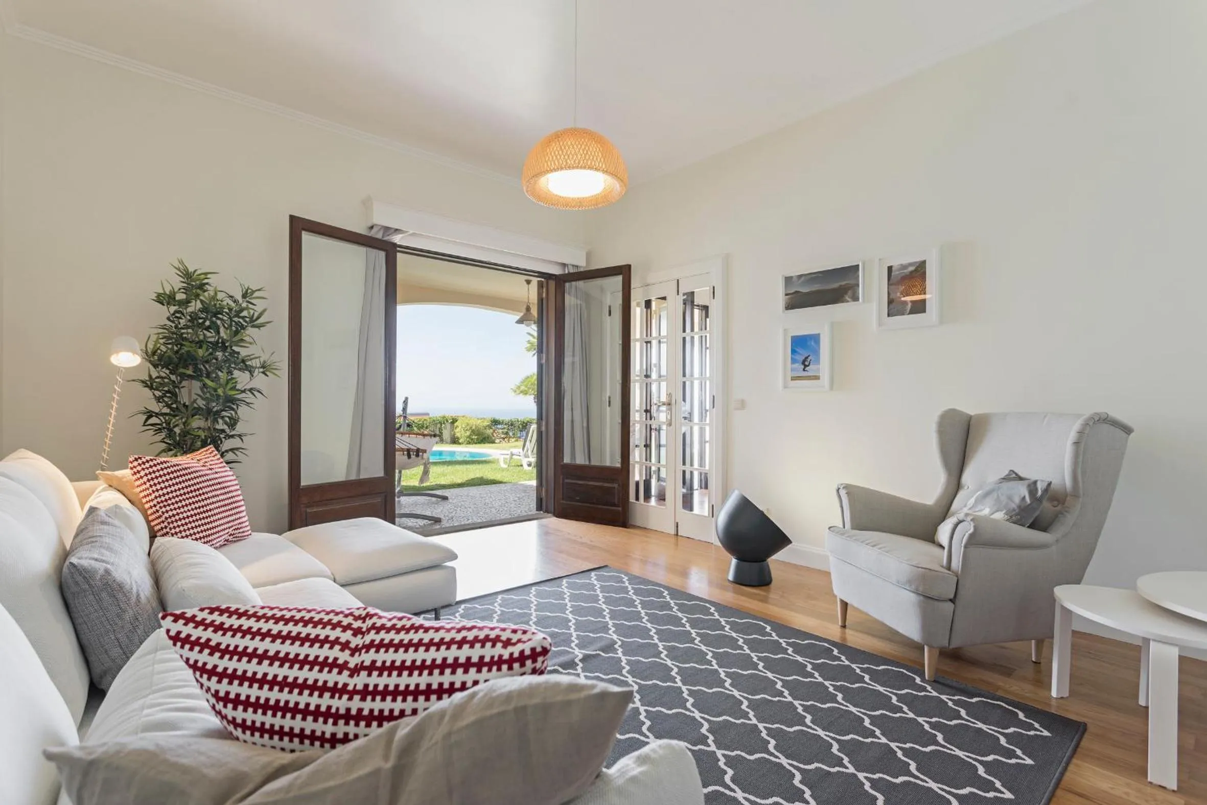 Living room in Vila Eucalipto by An Island Apart