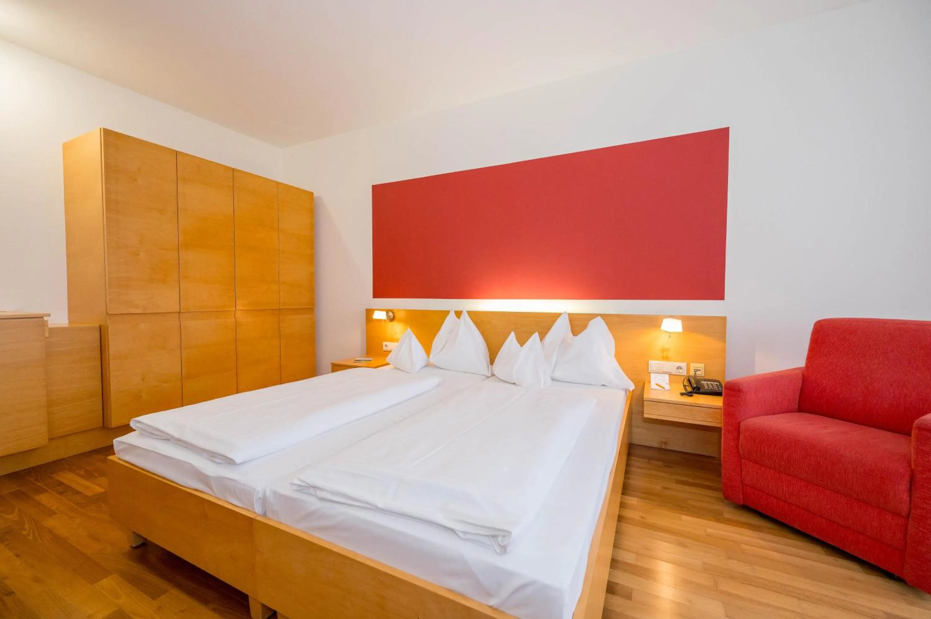 Photo of the whole room, Bed in Allegria Resort Stegersbach - Allegria Hotel