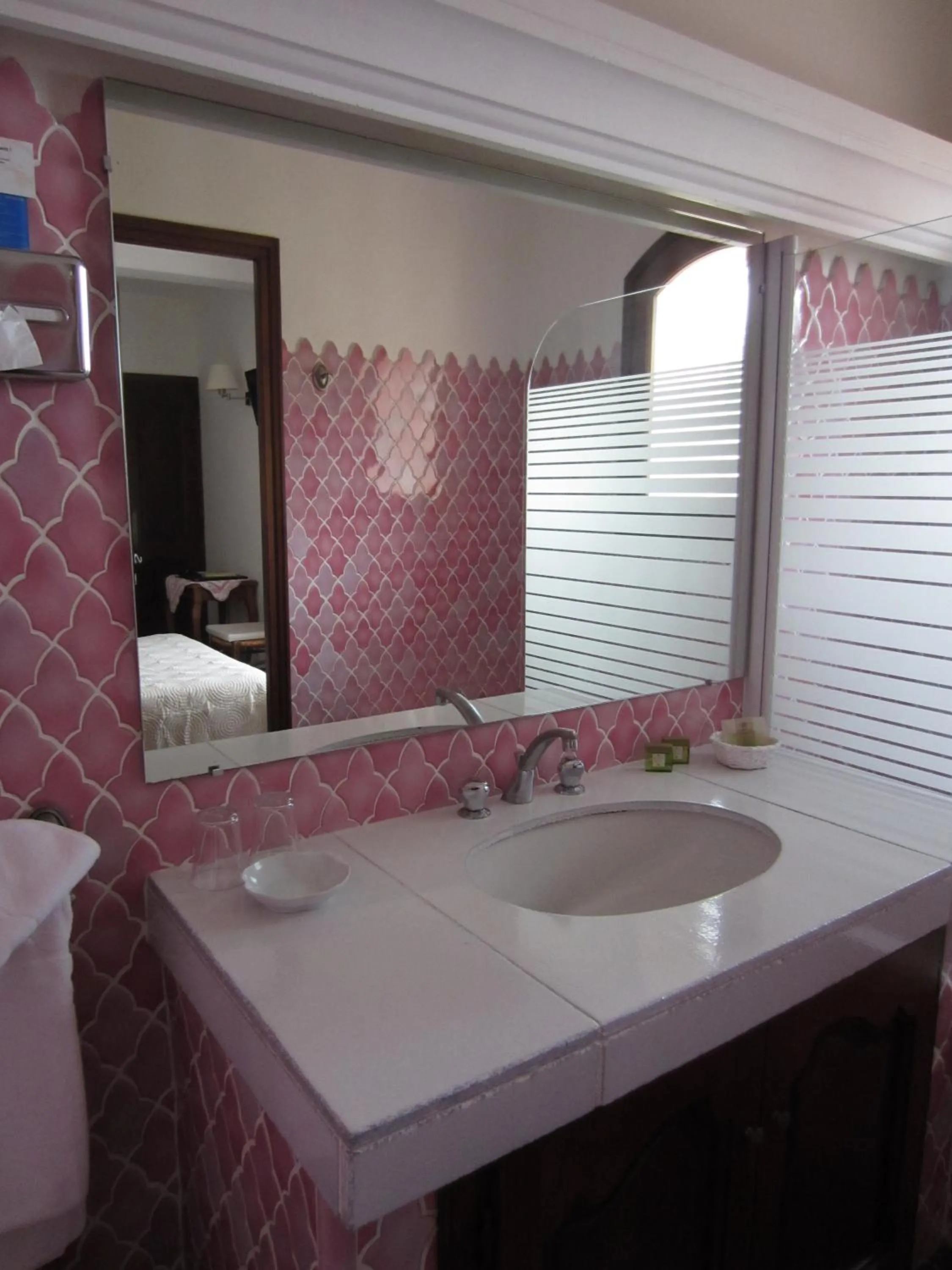 Bathroom in Hotel Belle Vue