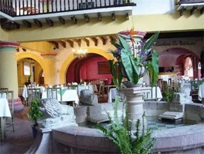 Restaurant/Places to Eat in Hotel De La Borda