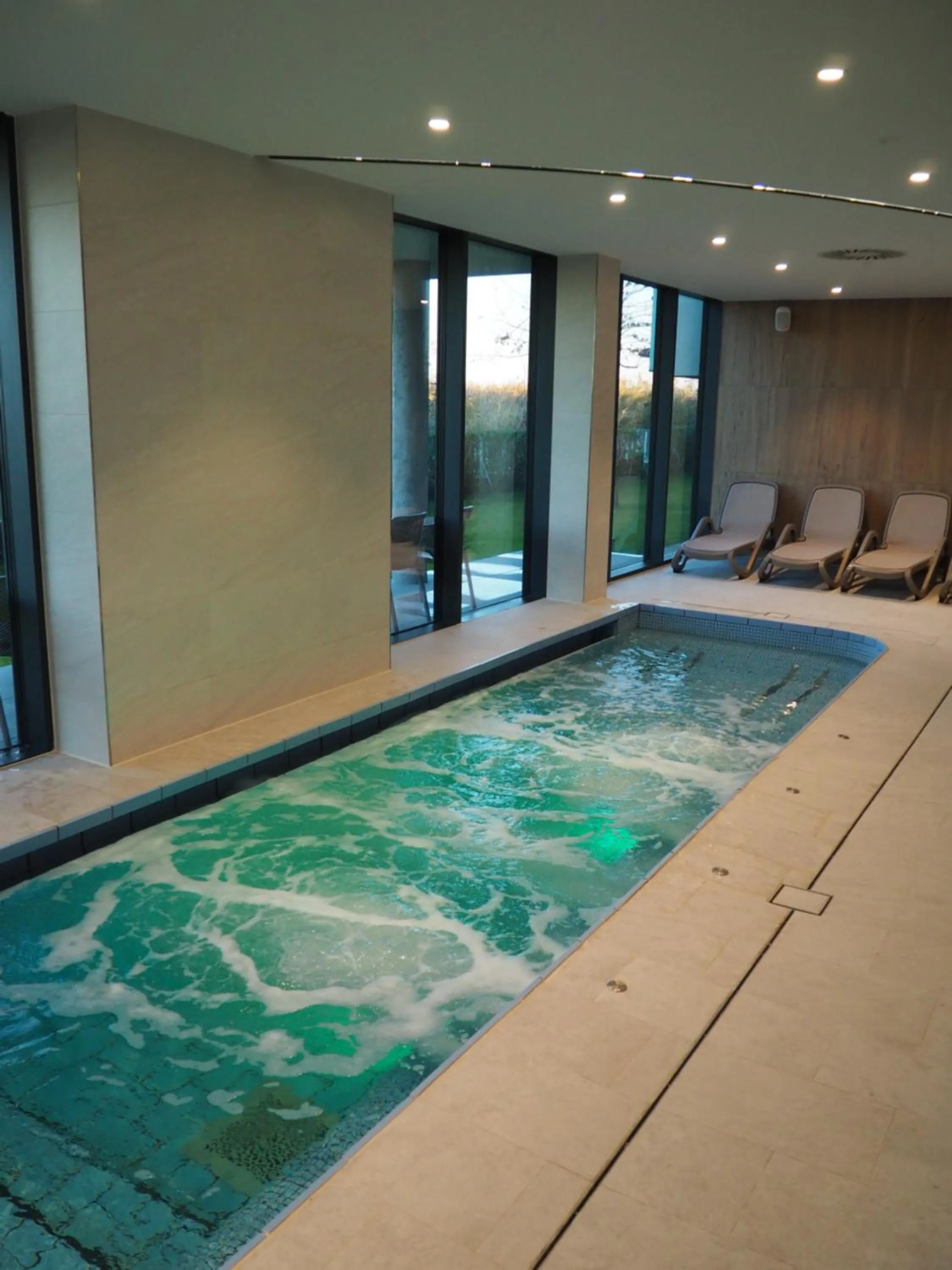 Swimming pool in Hotel OTP Balatonszemes