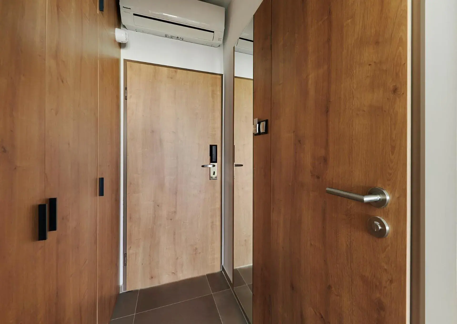 Family Room with Lake View in Hotel OTP Balatonszemes Family Room with Lake View in Hotel OTP Balatonszemes