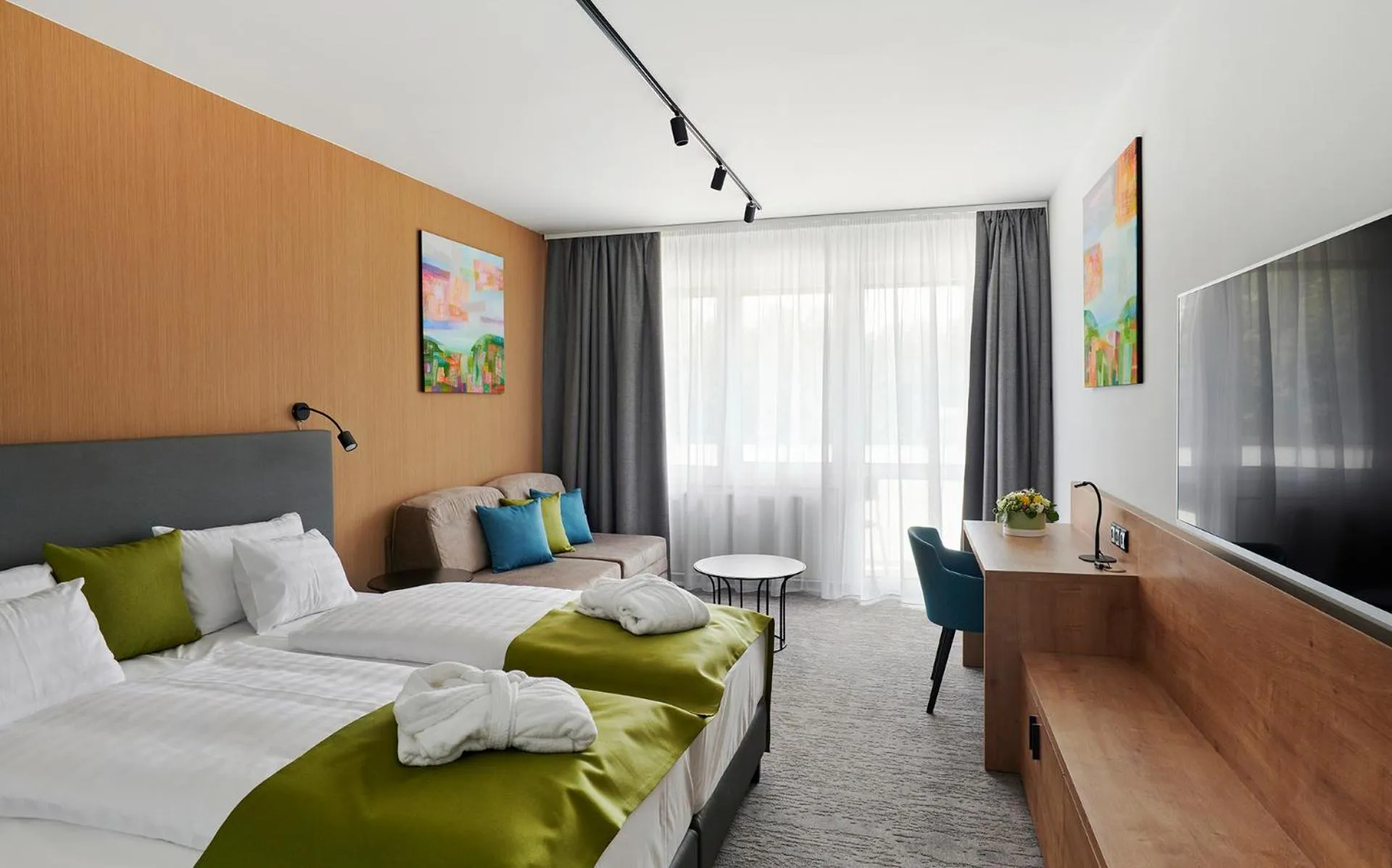 Photo of the whole room, Bed in Hotel OTP Balatonszemes