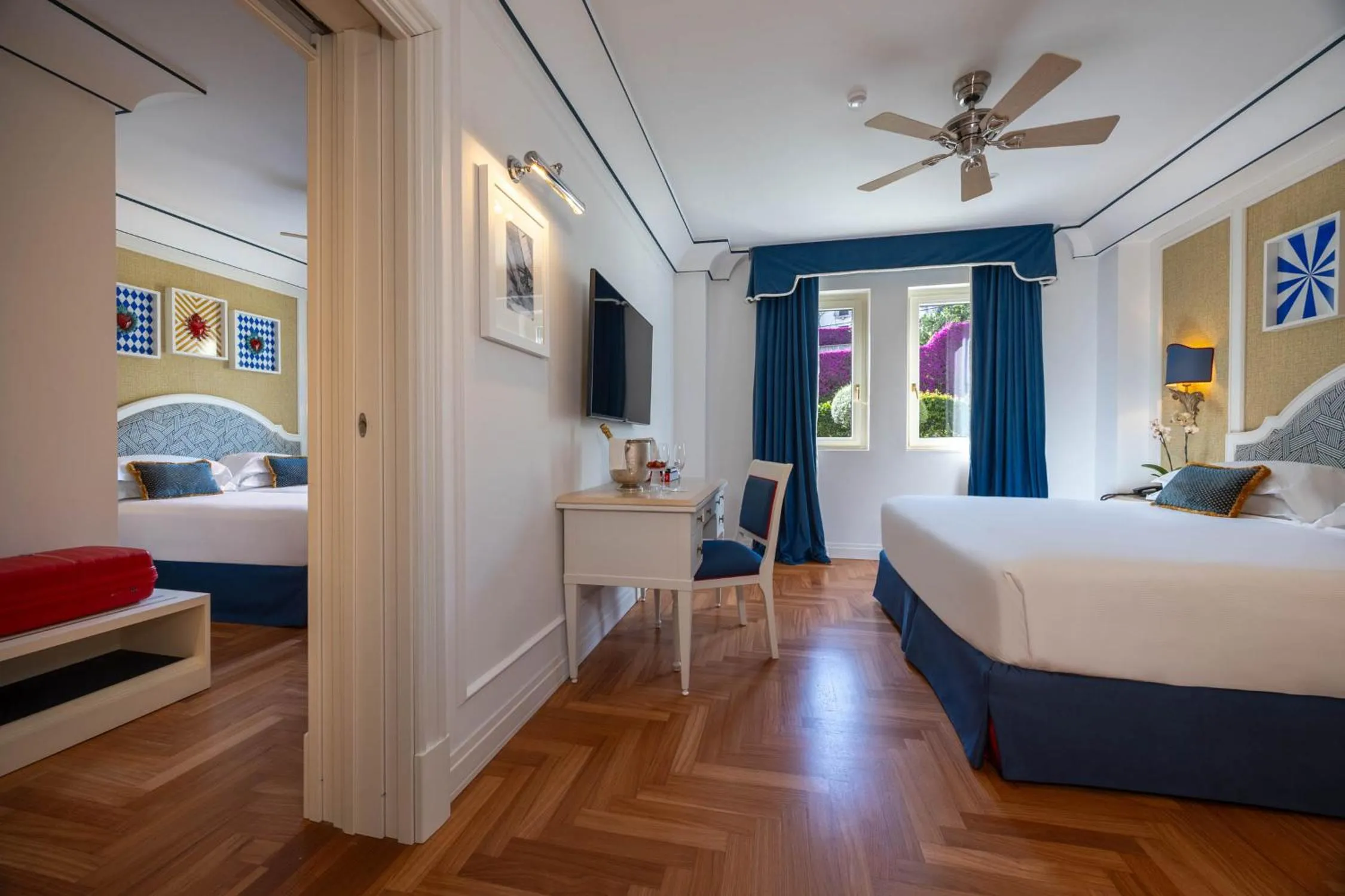 TV and multimedia, Bed in Grand Hotel San Pietro Taormina