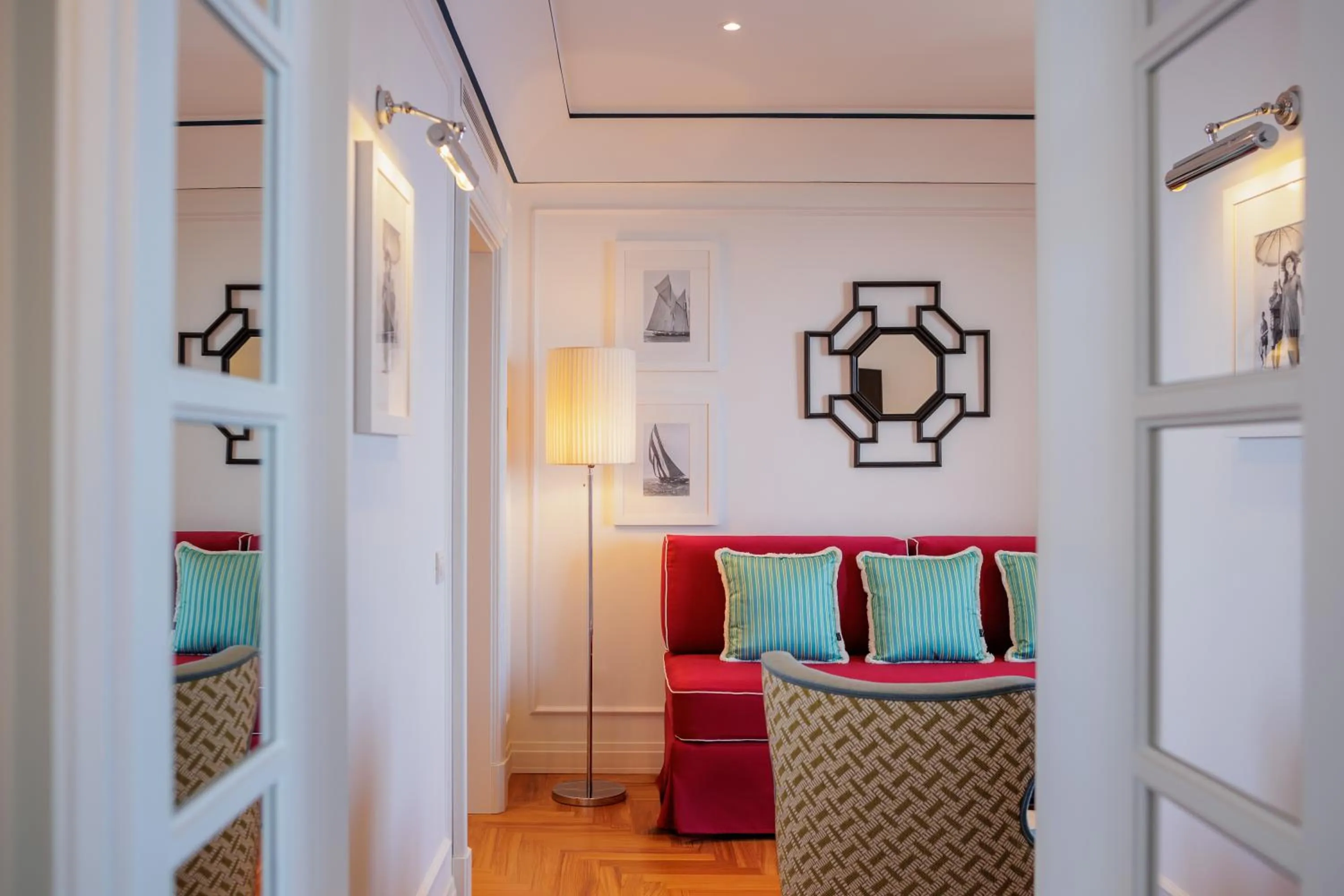 Living room, Bed in Grand Hotel San Pietro Taormina