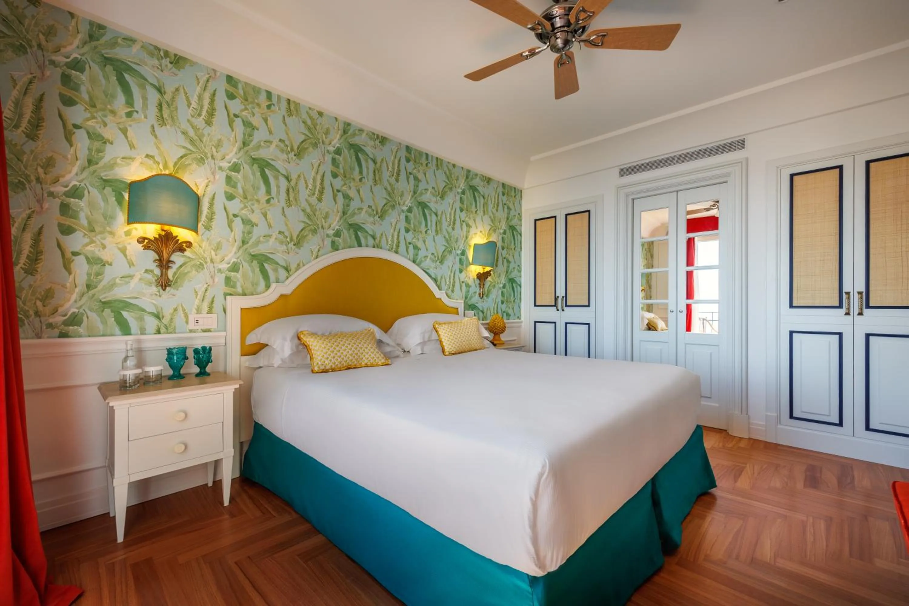 Bedroom, Bed in Grand Hotel San Pietro Taormina