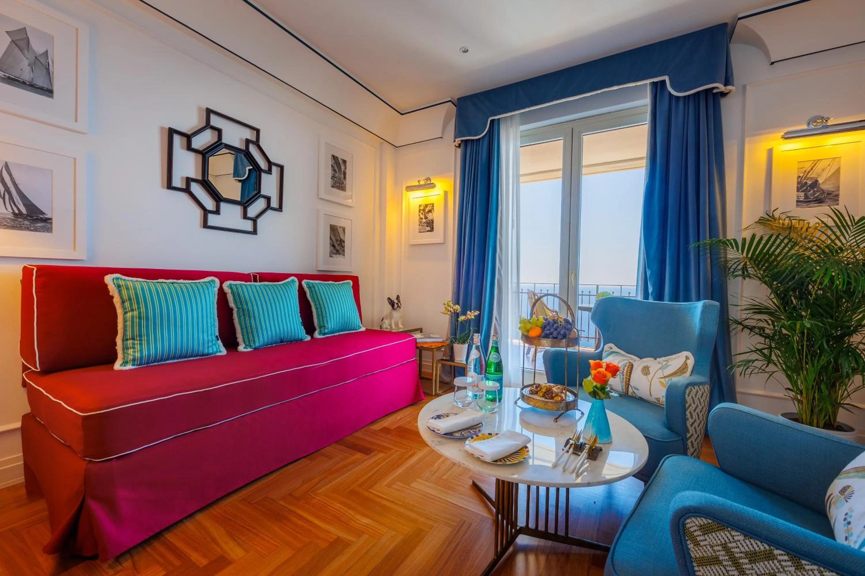 Living room in Grand Hotel San Pietro Taormina