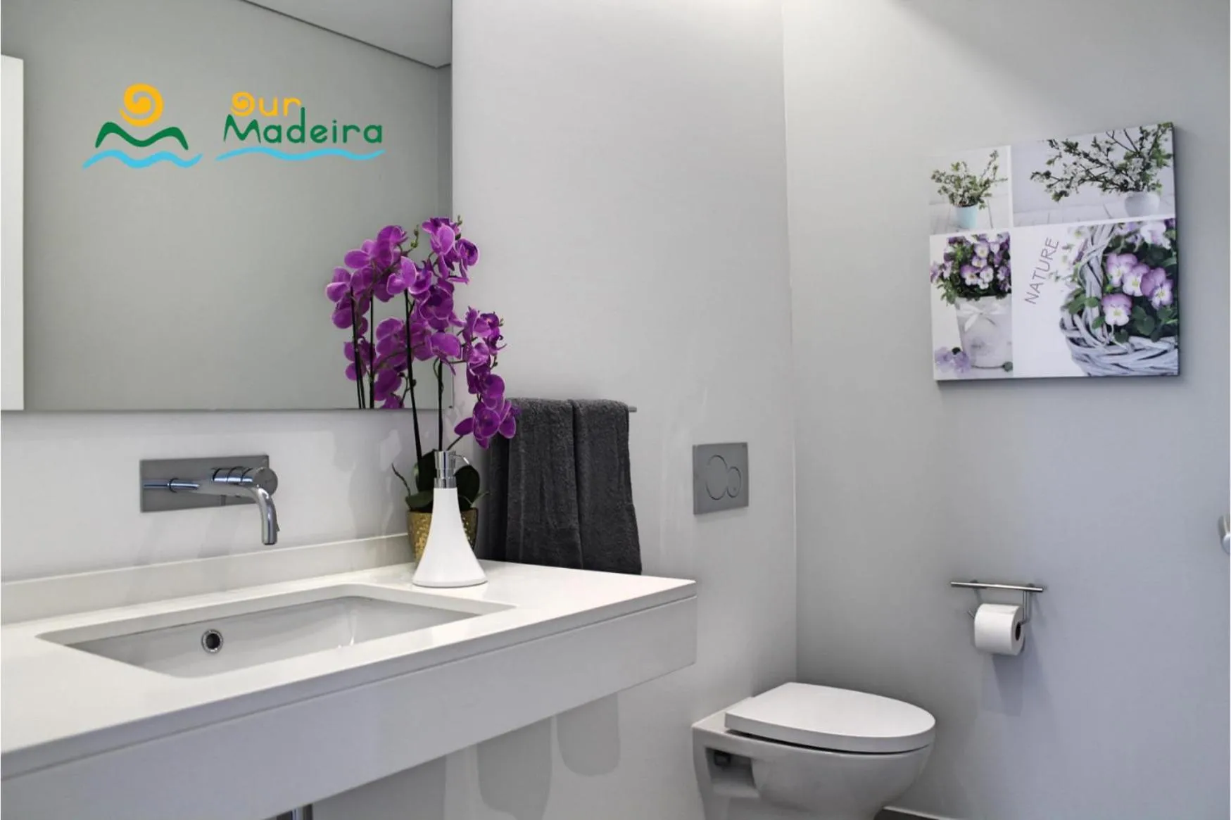 Toilet in OurMadeira - Calheta Heights