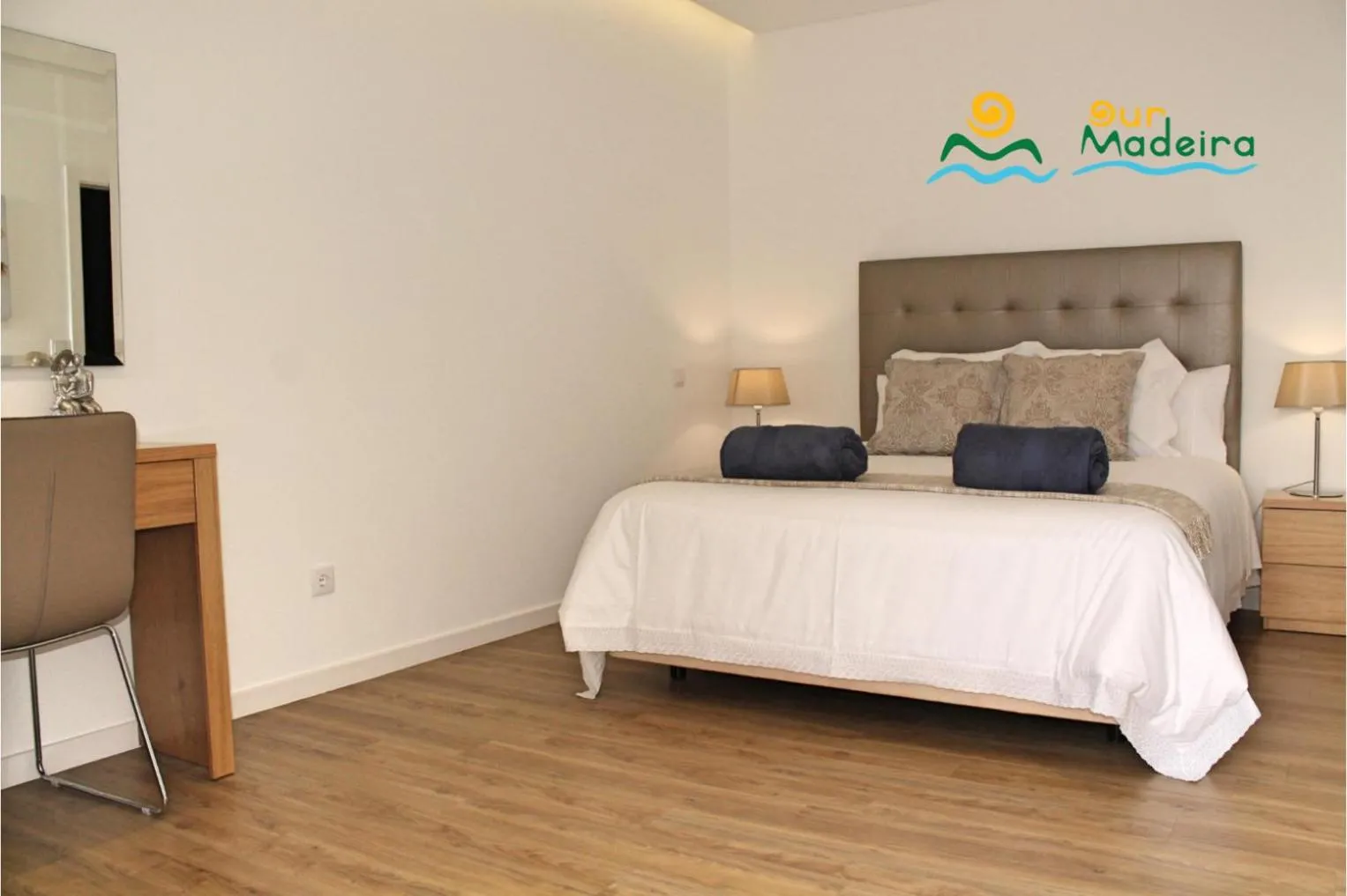 Bed in OurMadeira - Calheta Heights